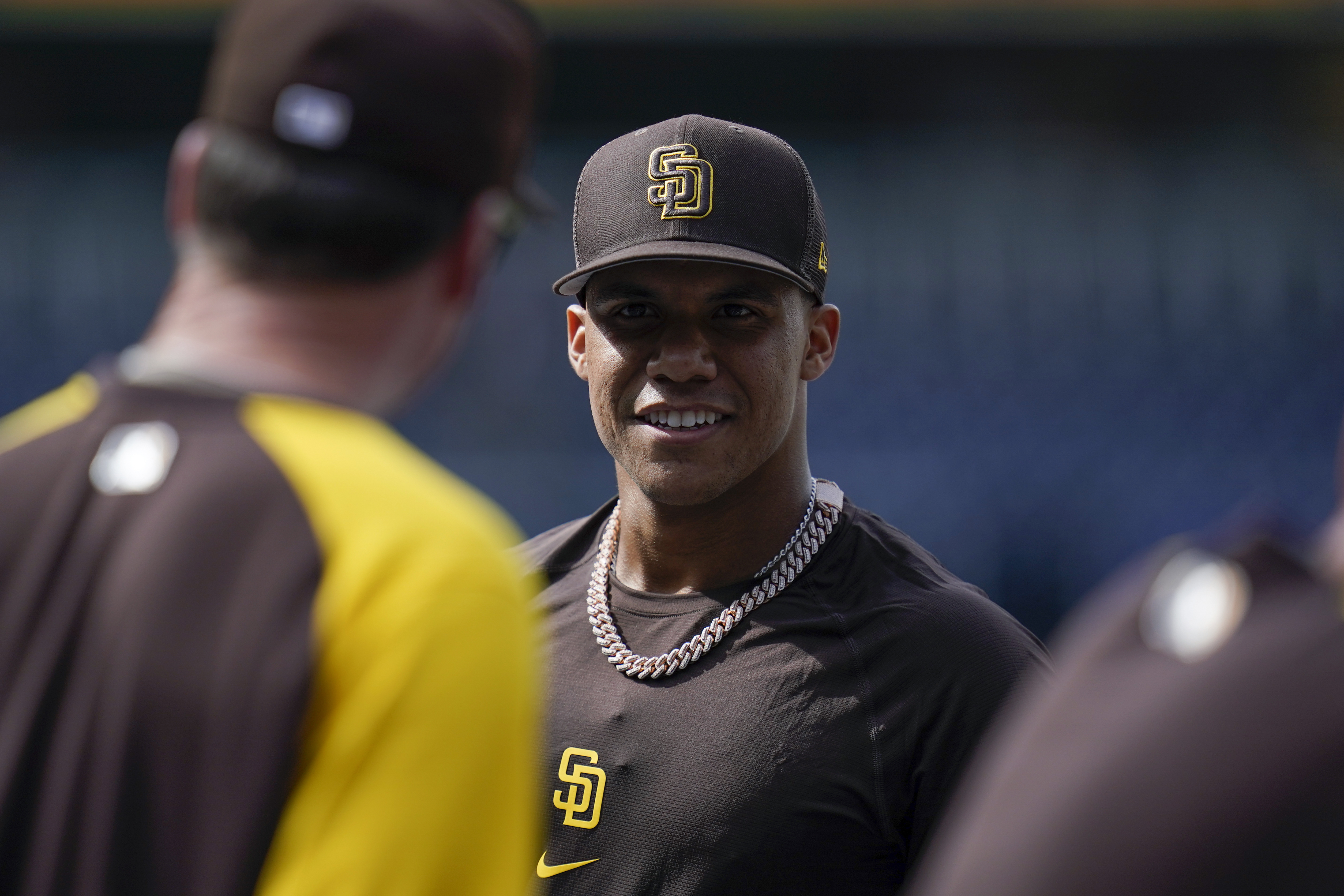 Fernando Tatis Jr. bobblehead out, Juan Soto T-shirt in: San Diego Padres  switch giveaway after positive test and suspension – Daily Press