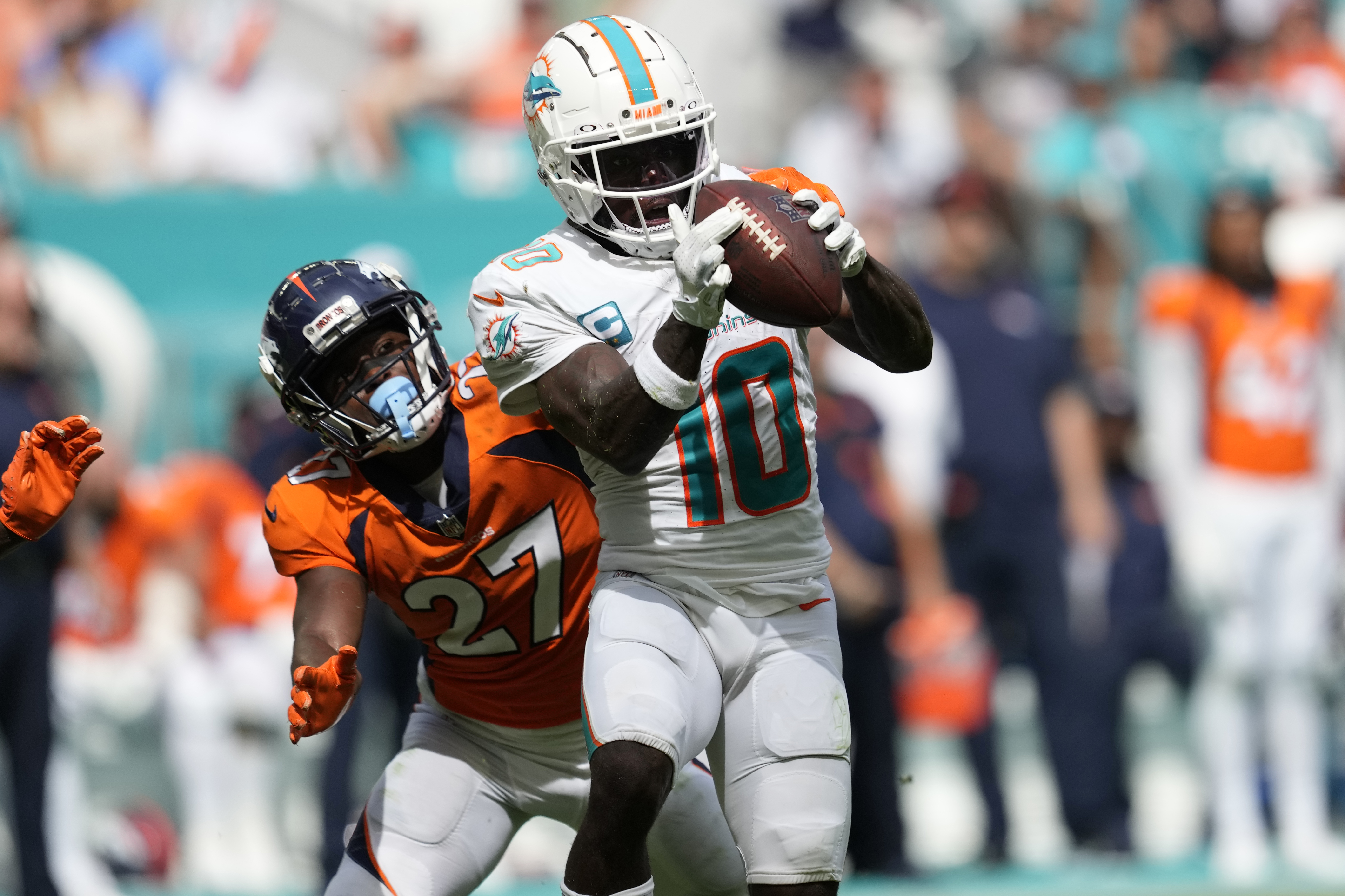 Who the experts are taking in Dolphins vs. Broncos