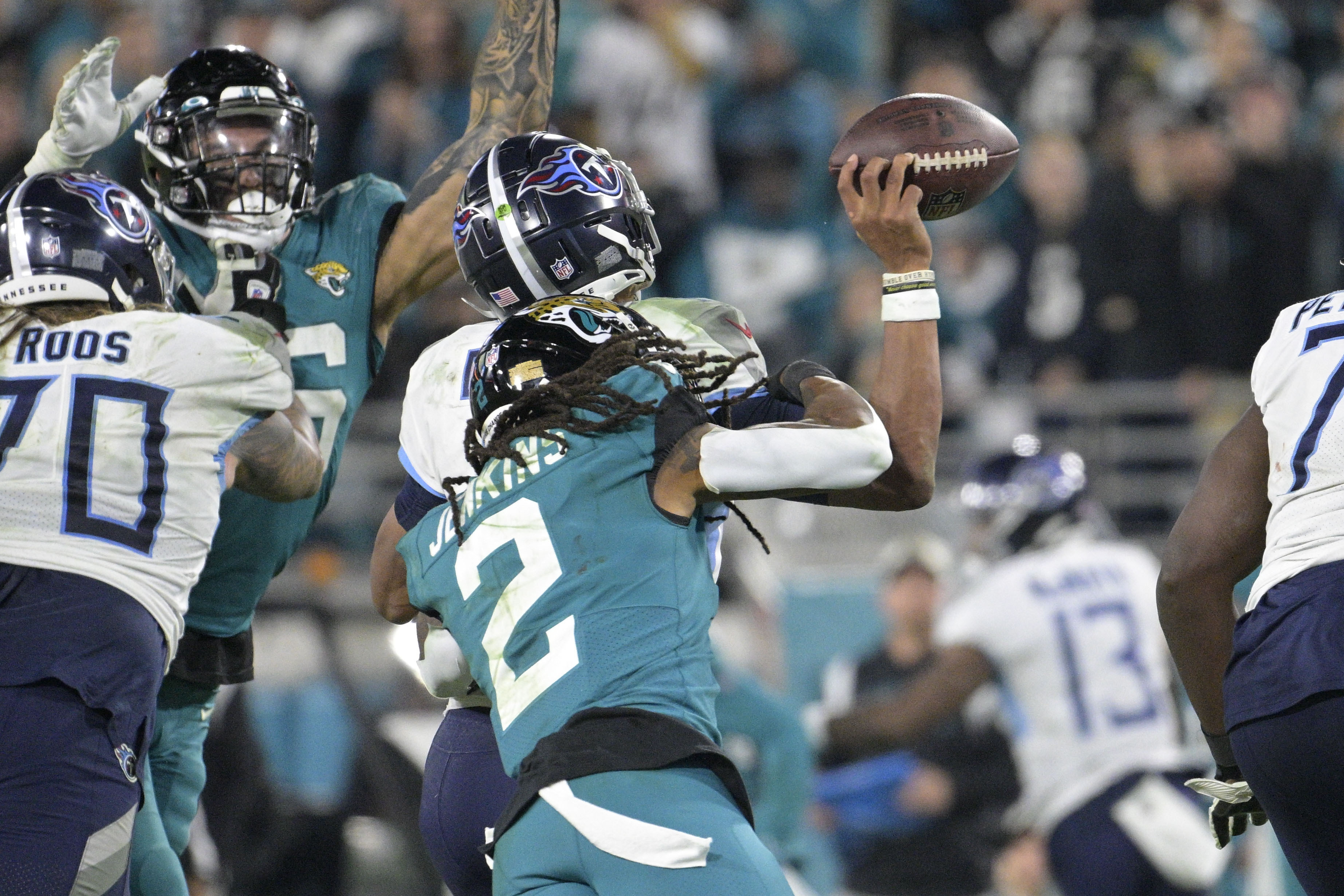 Jags return fumble for TD, beat Titans for AFC South title - The San Diego  Union-Tribune