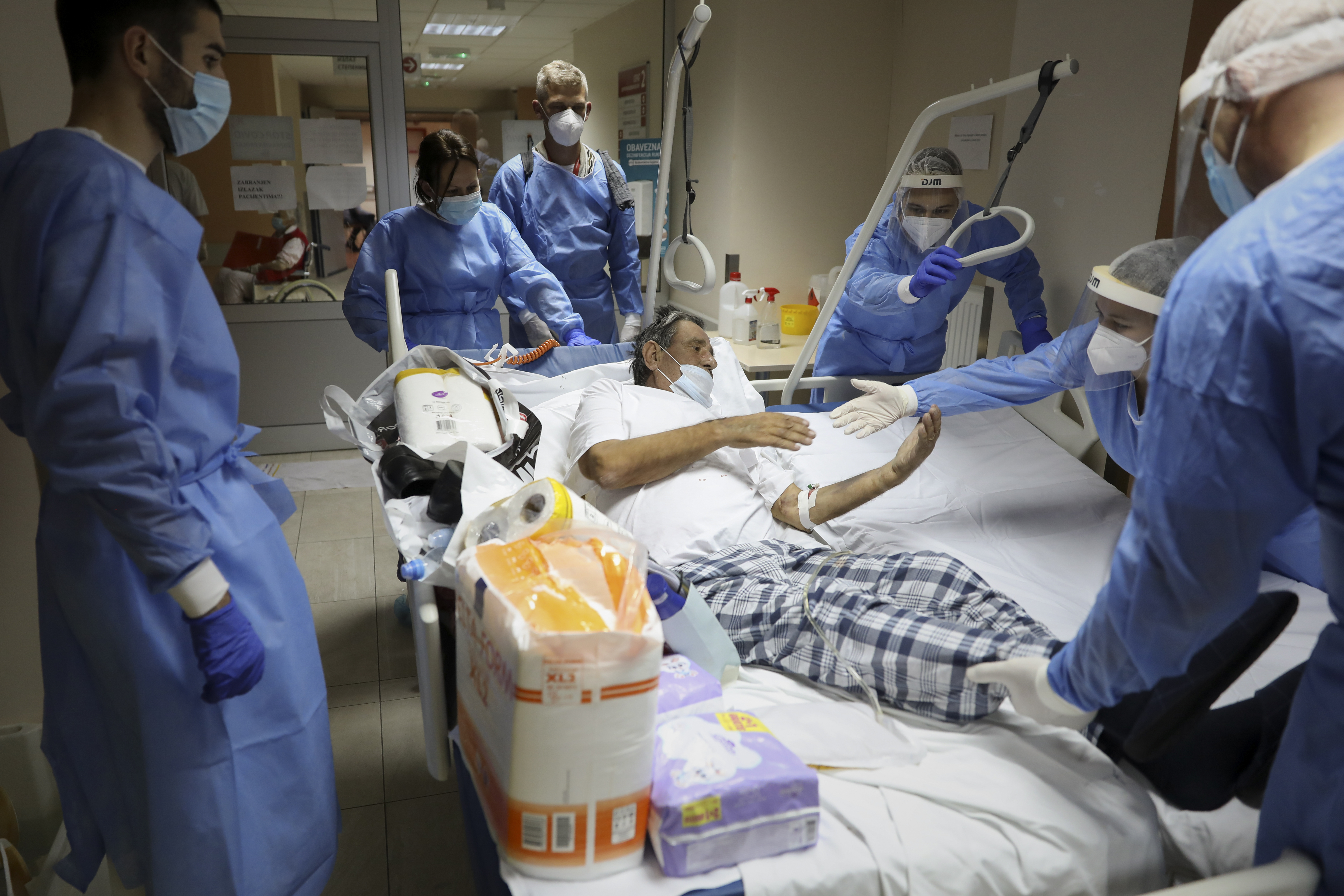bosnian doctors brace for new wave as virus rages in region