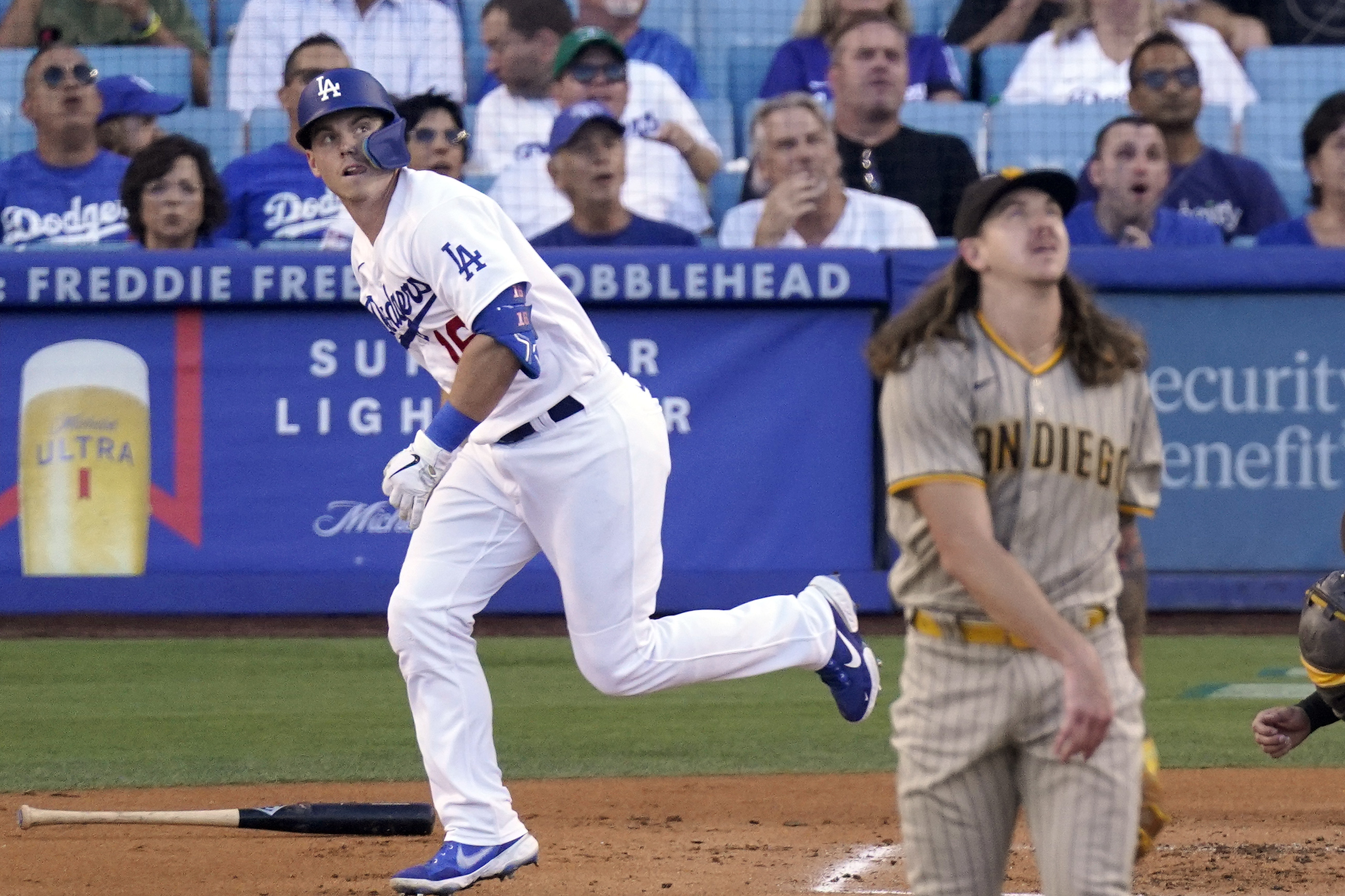 Los Angeles Dodgers Cody Bellinger 2022 Player Wall Calendar