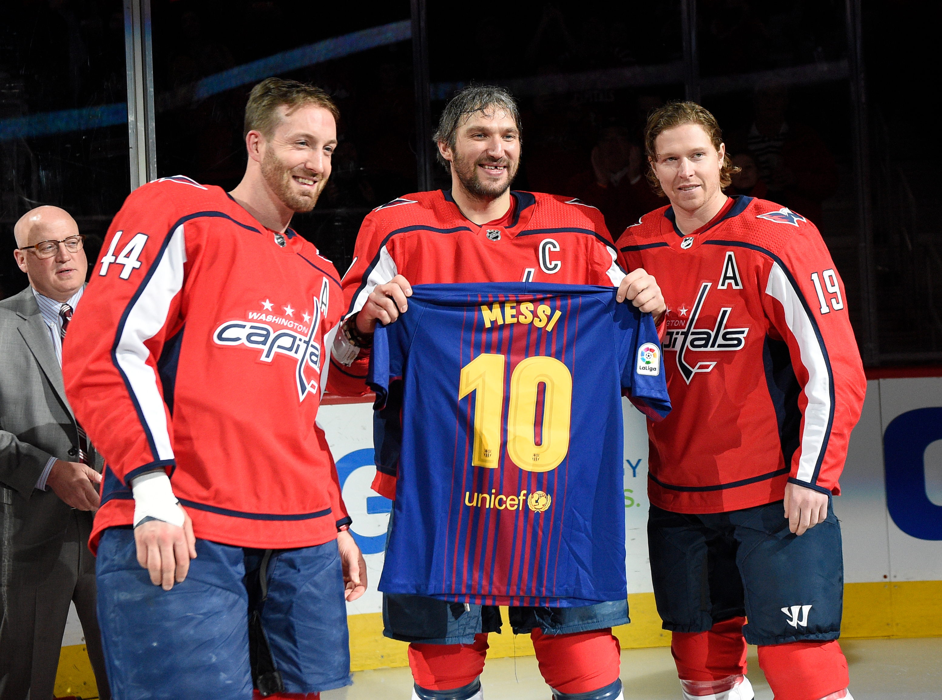 Ovechkin, Backstrom's KHL team wins Cup