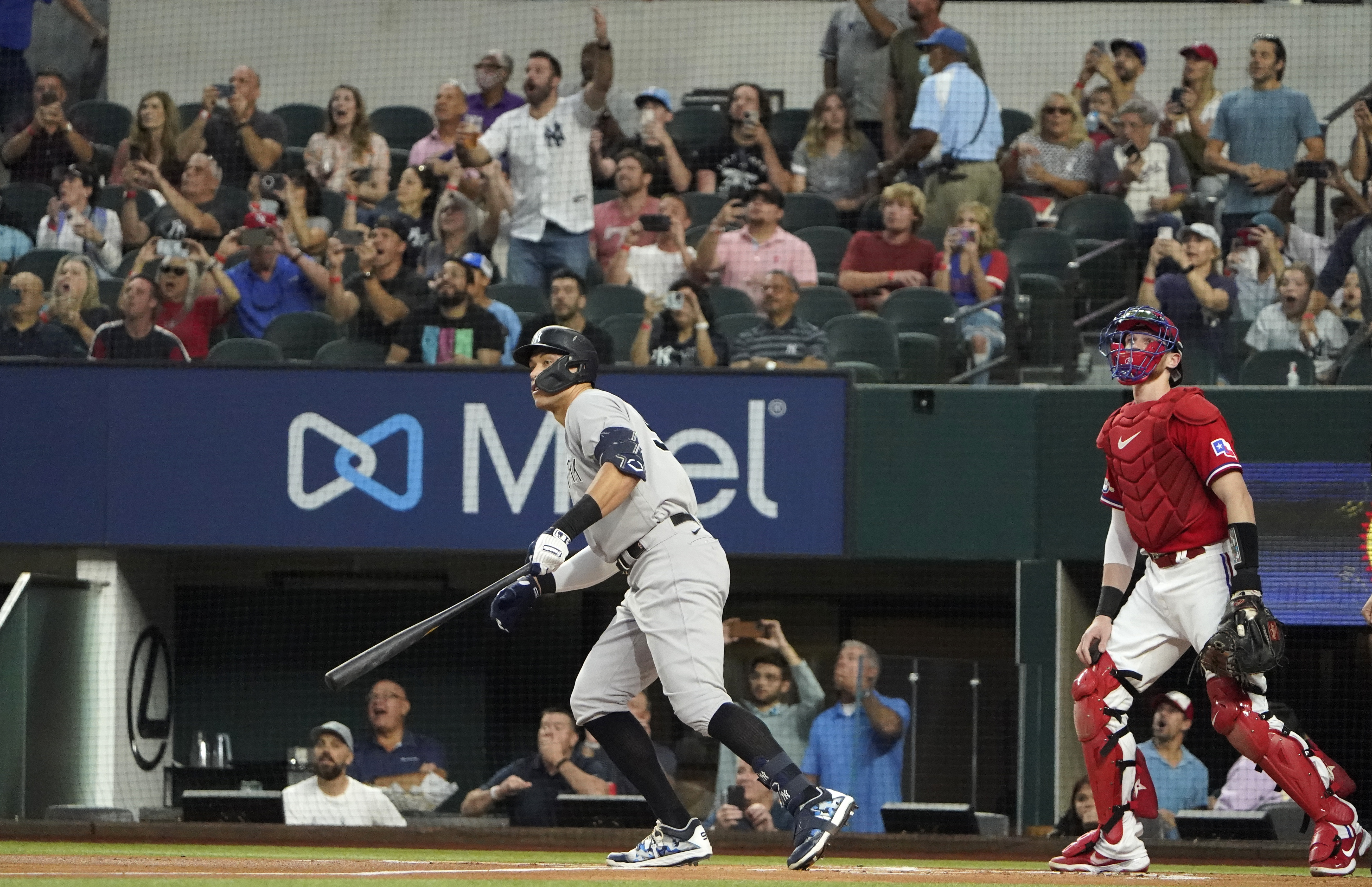 How much is Yankees' Aaron Judge 62nd HR ball worth? No one is