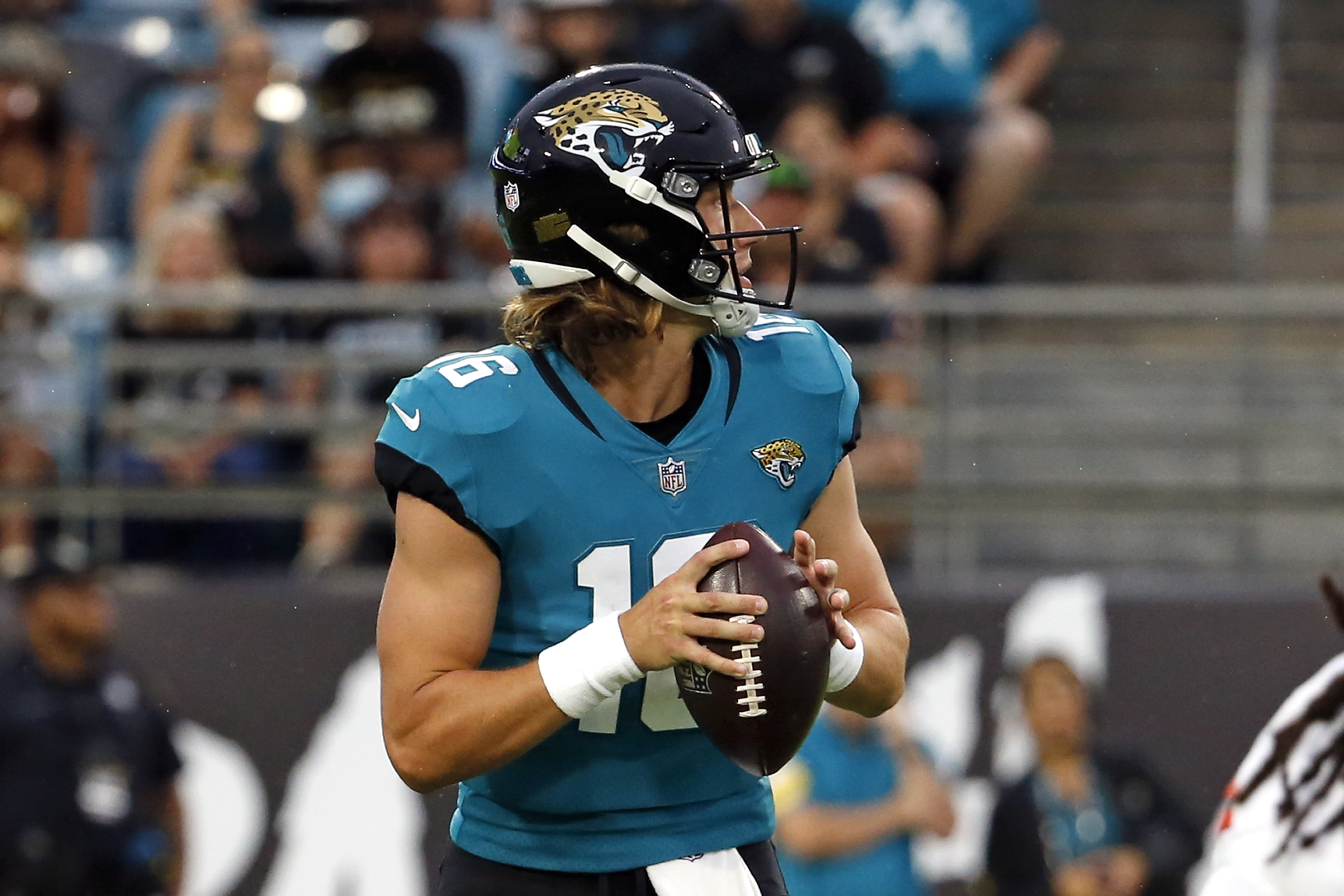 Trevor Lawrence shows glimpses of potential in Jaguars' preseason loss to  Browns