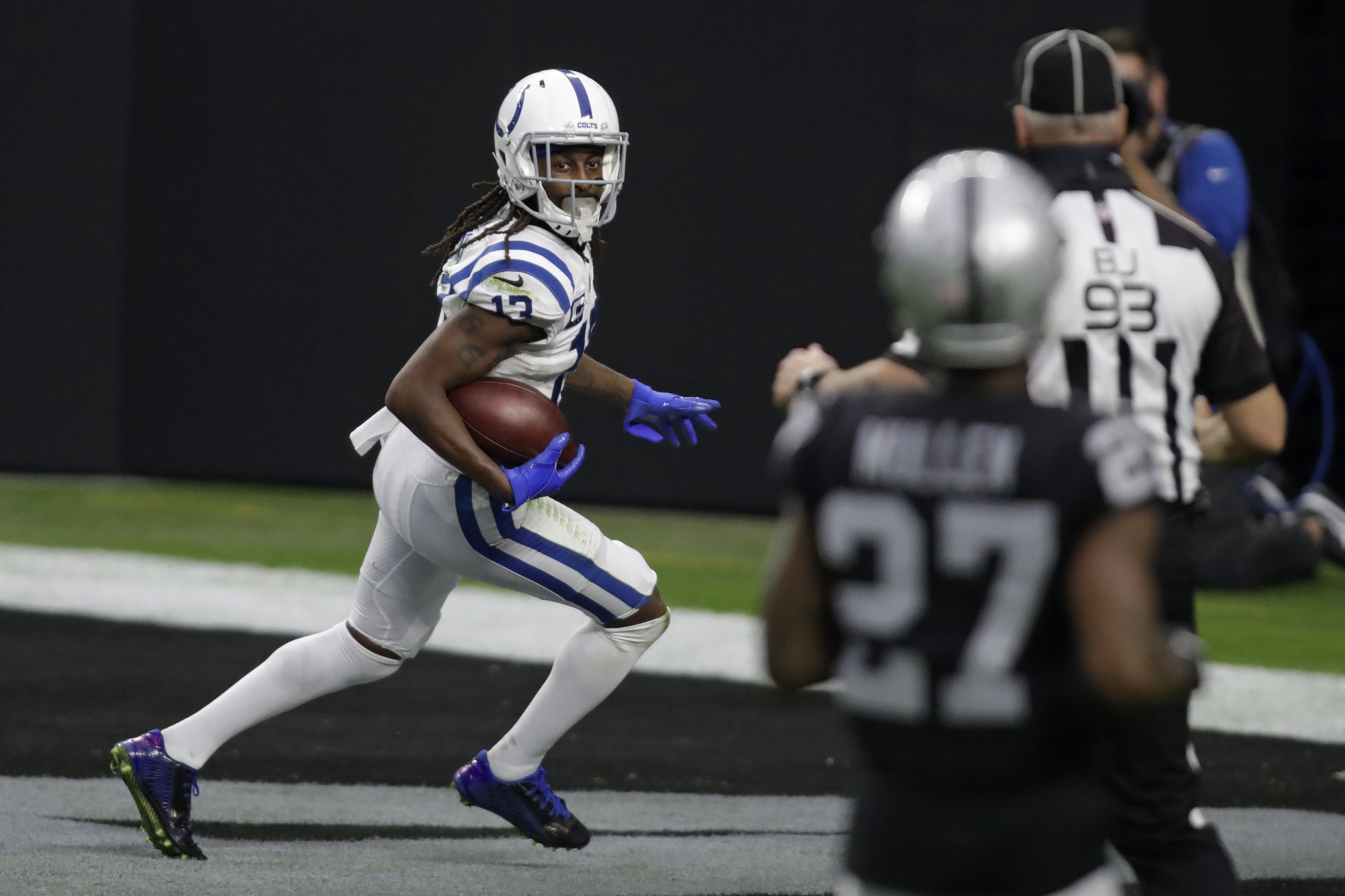 T.Y. Hilton, Jonathan Taylor lead Colts' rout of fading Raiders – The  Denver Post