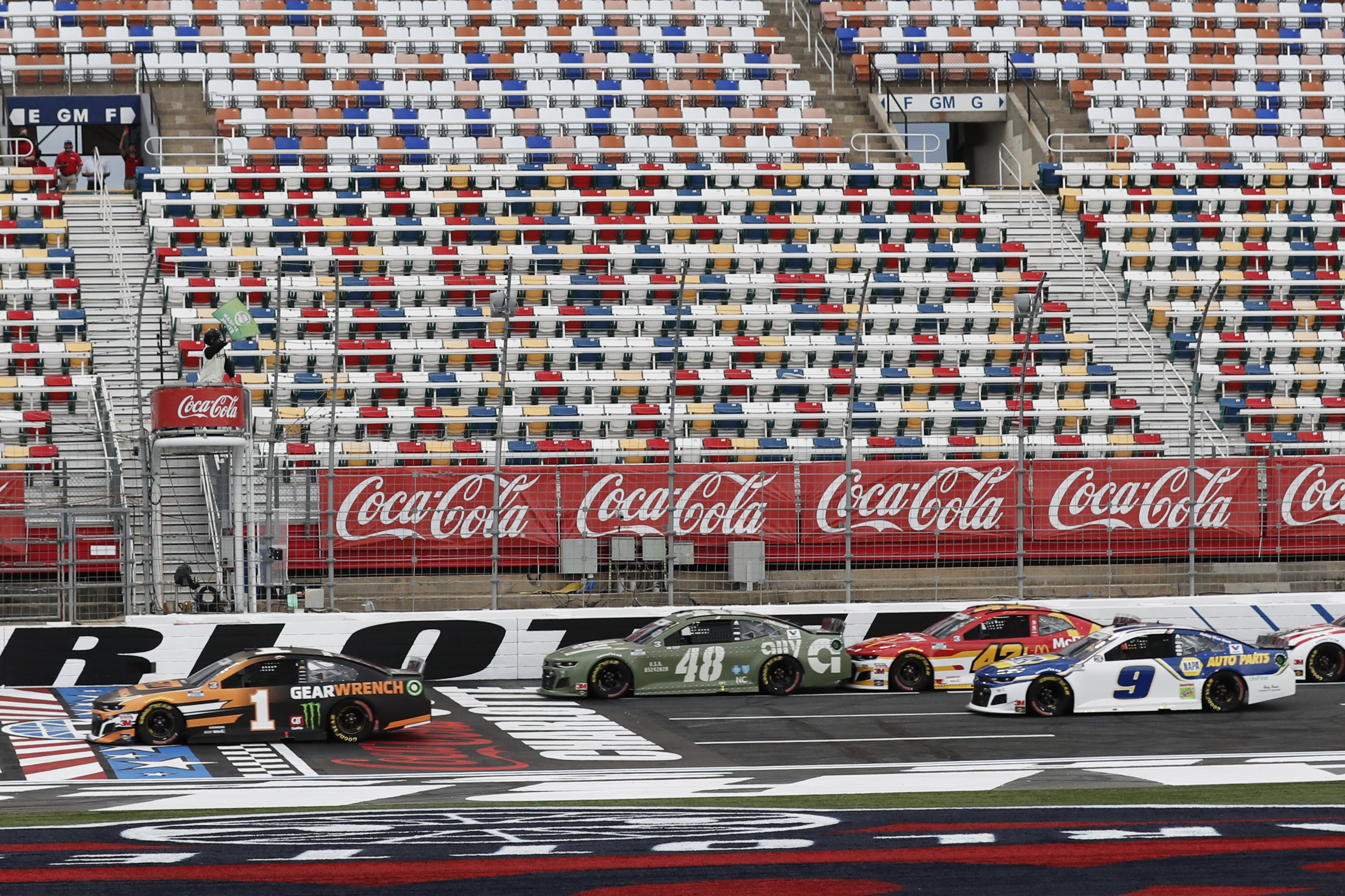 No fans, no problem Some Coca-Cola 600 fans turn out anyway