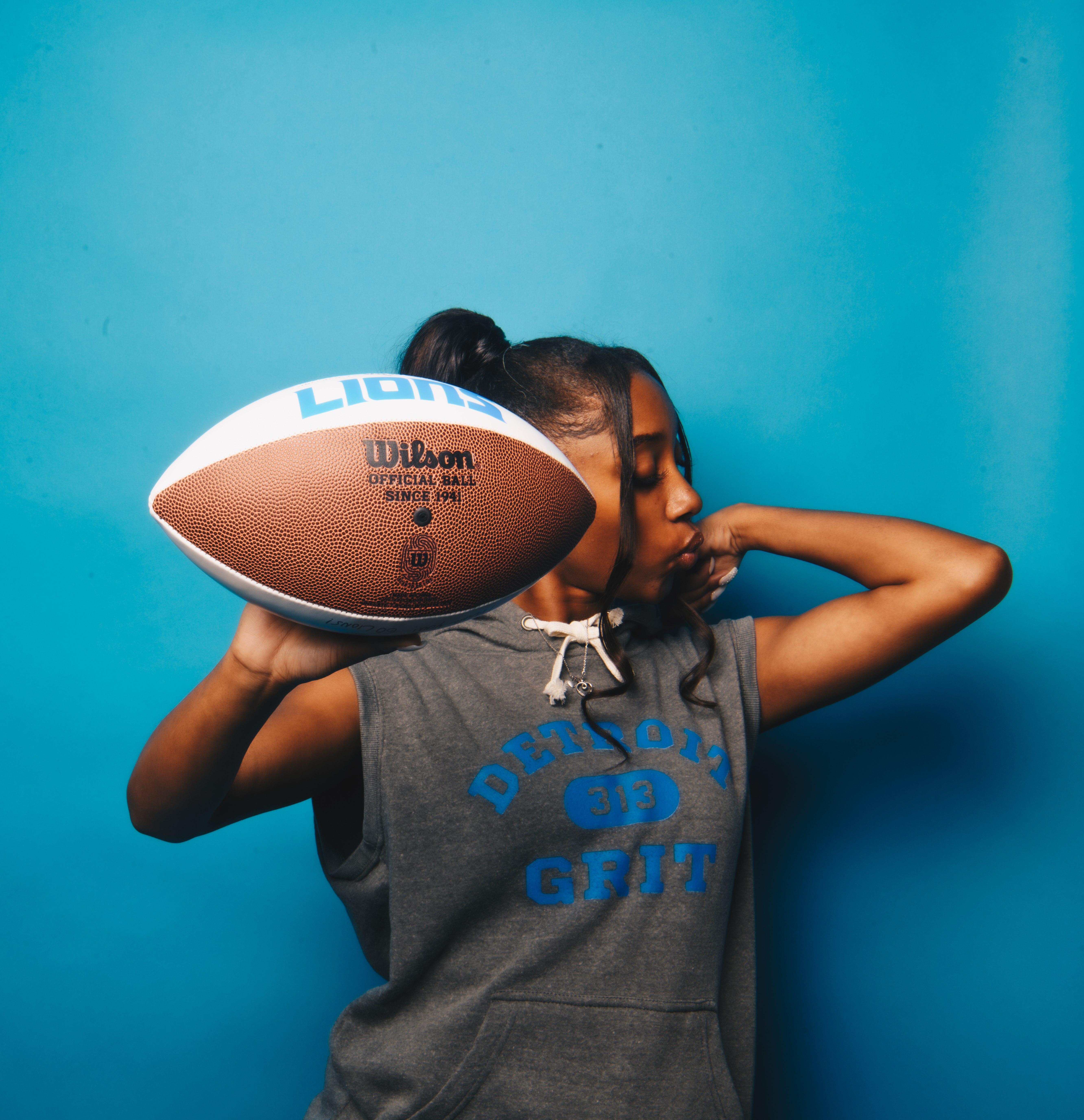 Lions QB partners with Detroit nonprofit to launch clothing collection