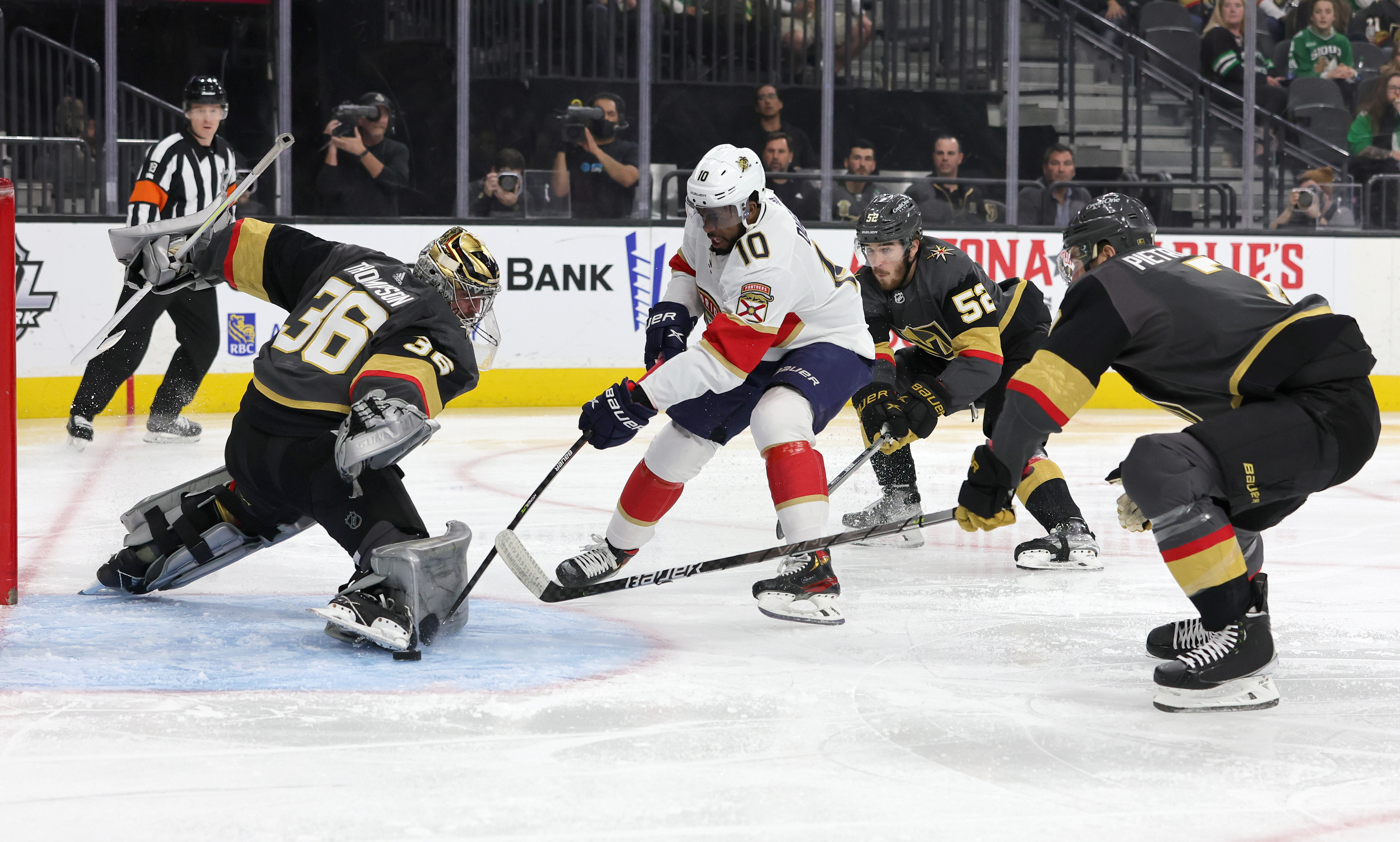 364 Philadelphia Phantoms Photos & High Res Pictures - Getty Images