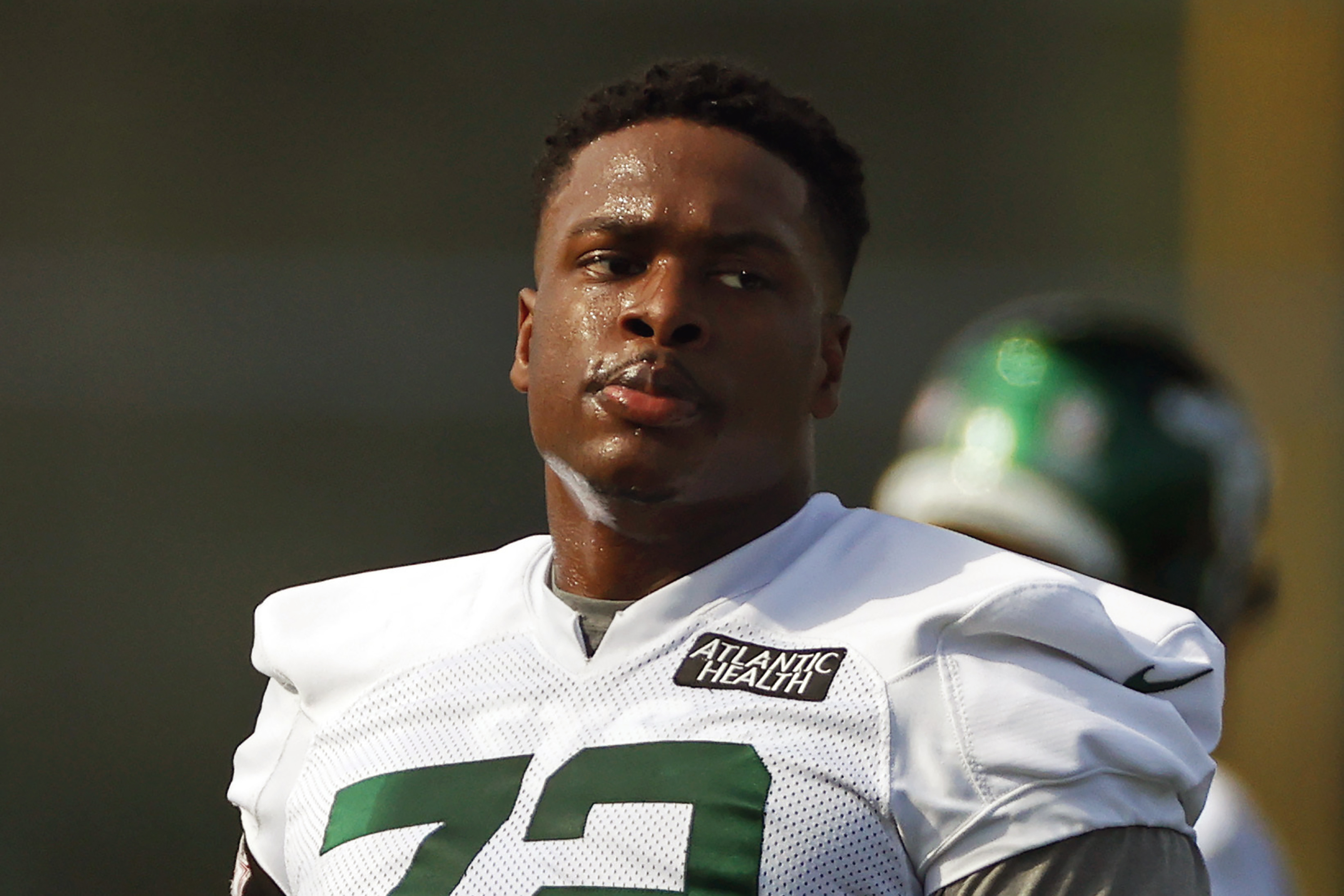 Jets' Clark has bruised spinal cord, should fully recover