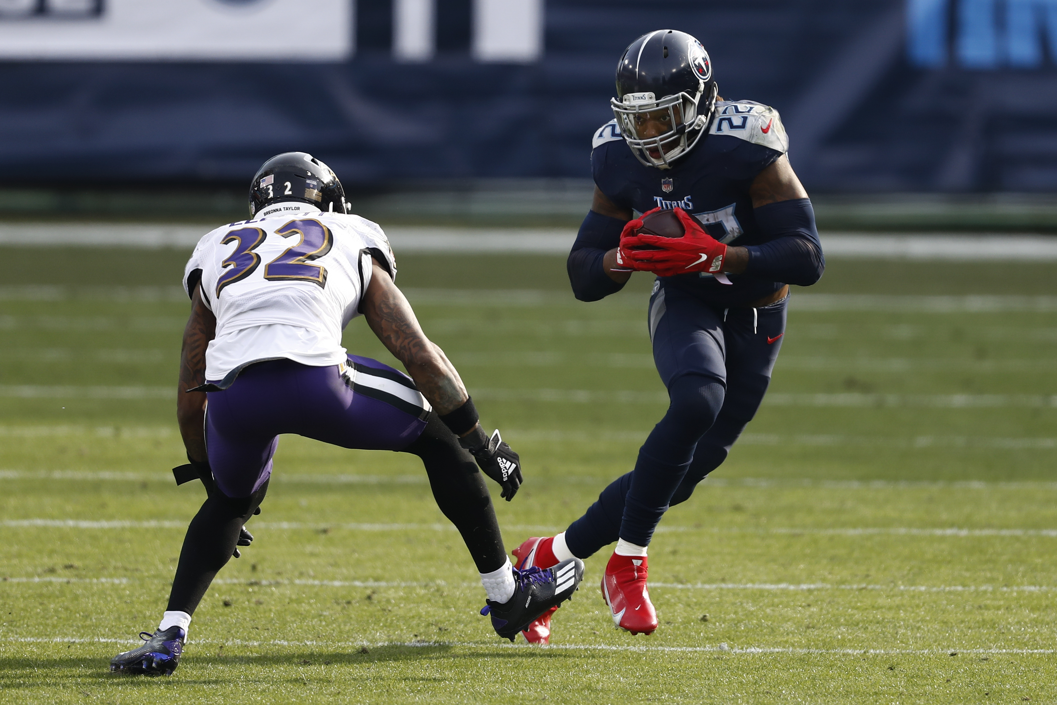 Tennessee Titans 28-12 Baltimore Ravens: Derrick Henry rushes for