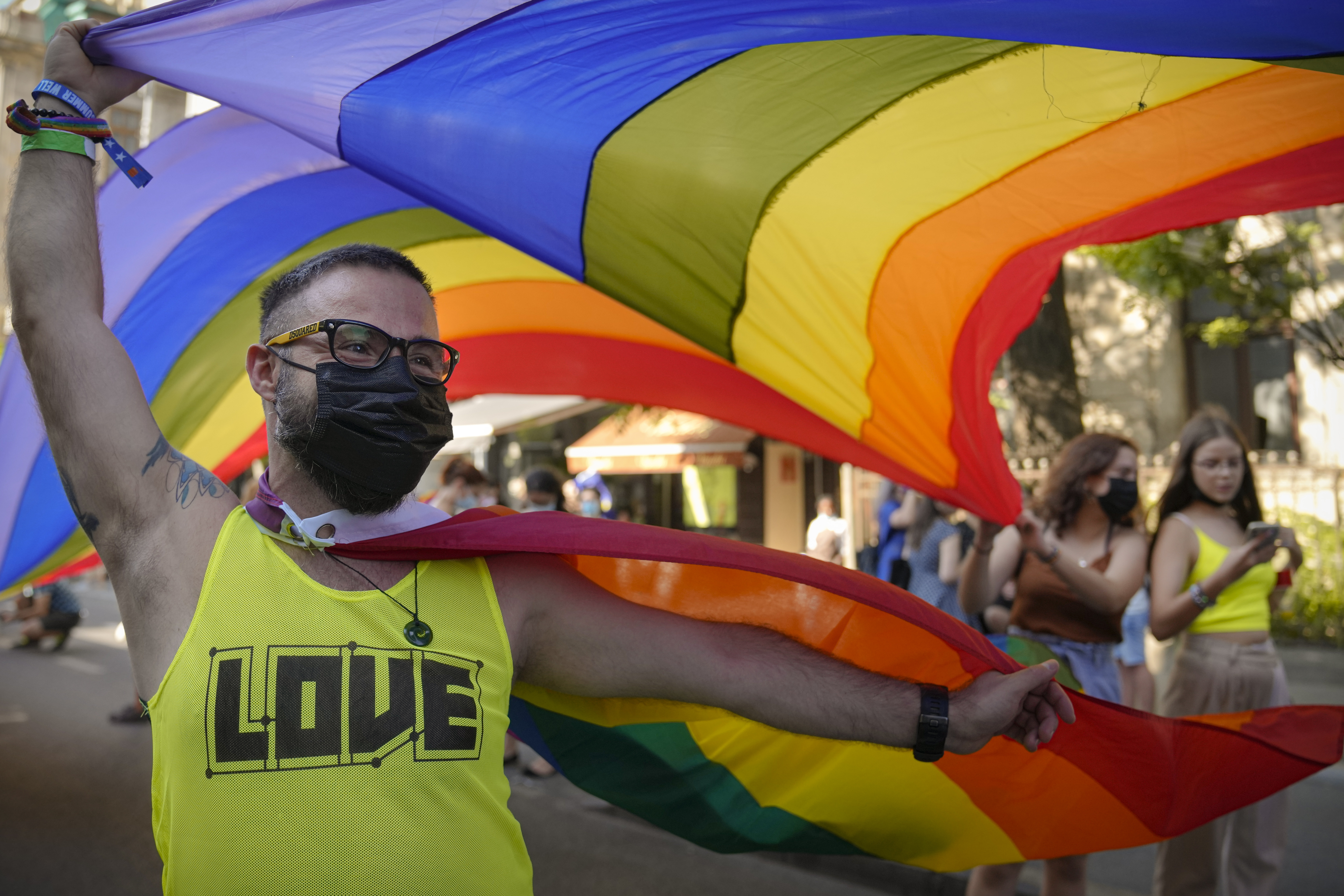 LGBTQ+ Tampa Bay Buccaneers is love pride logo 2023 T-shirt