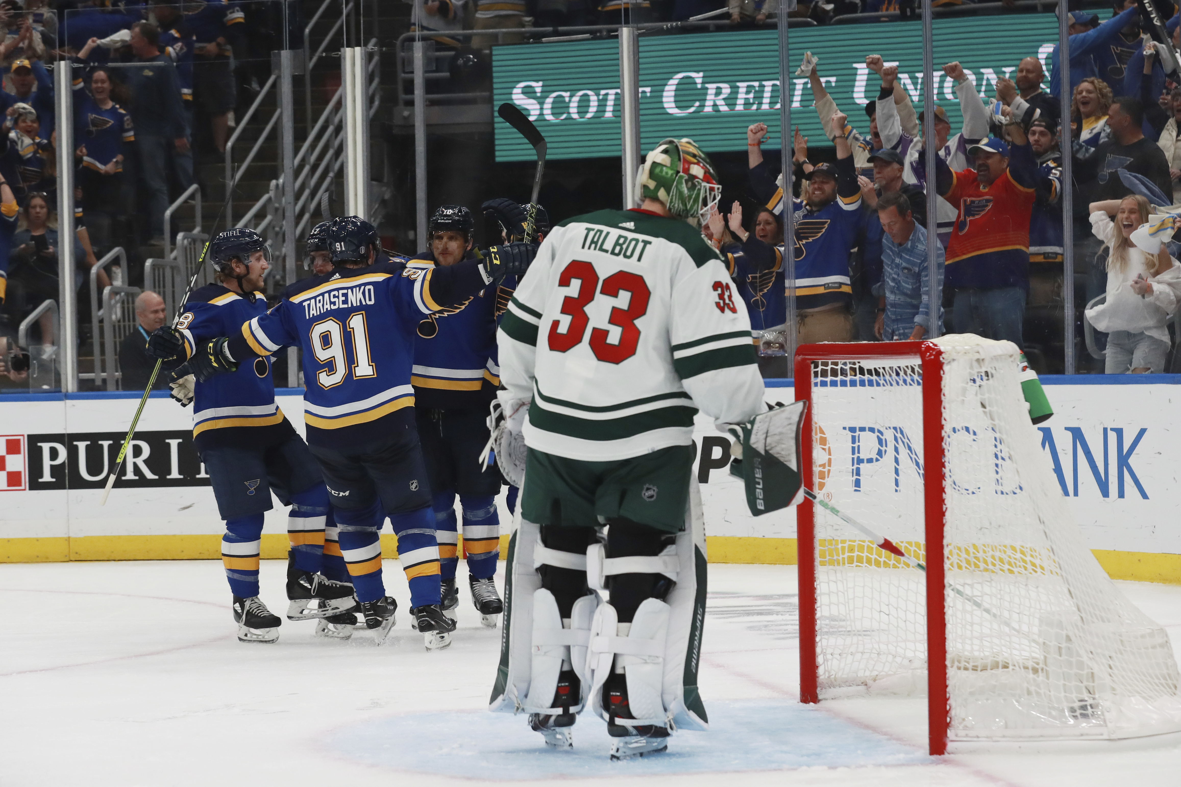 St. Louis Blues - Good luck this season to our friends at the St. Louis  Cardinals!