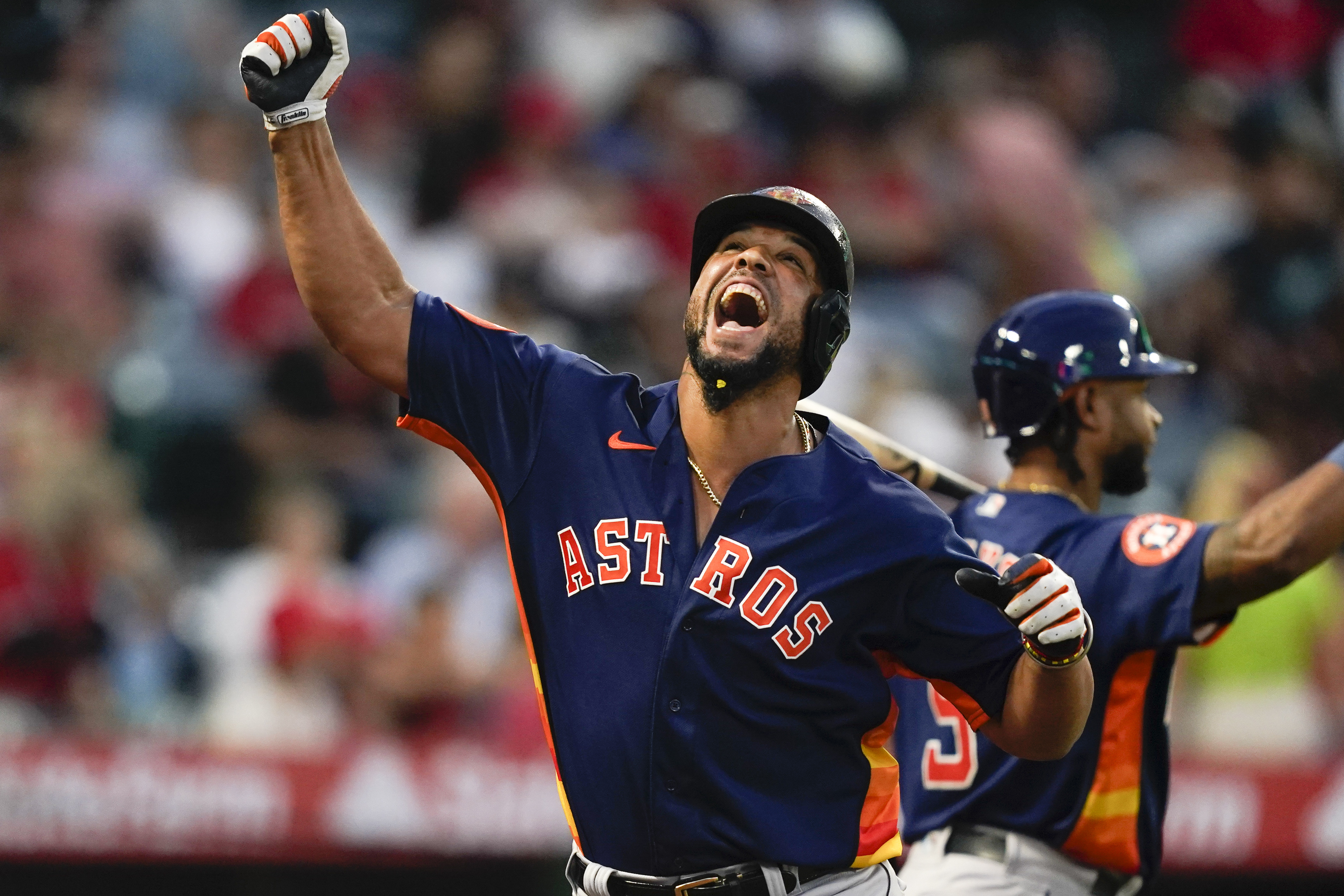 O'Hoppe family celebrates rookie C Logan making opening day