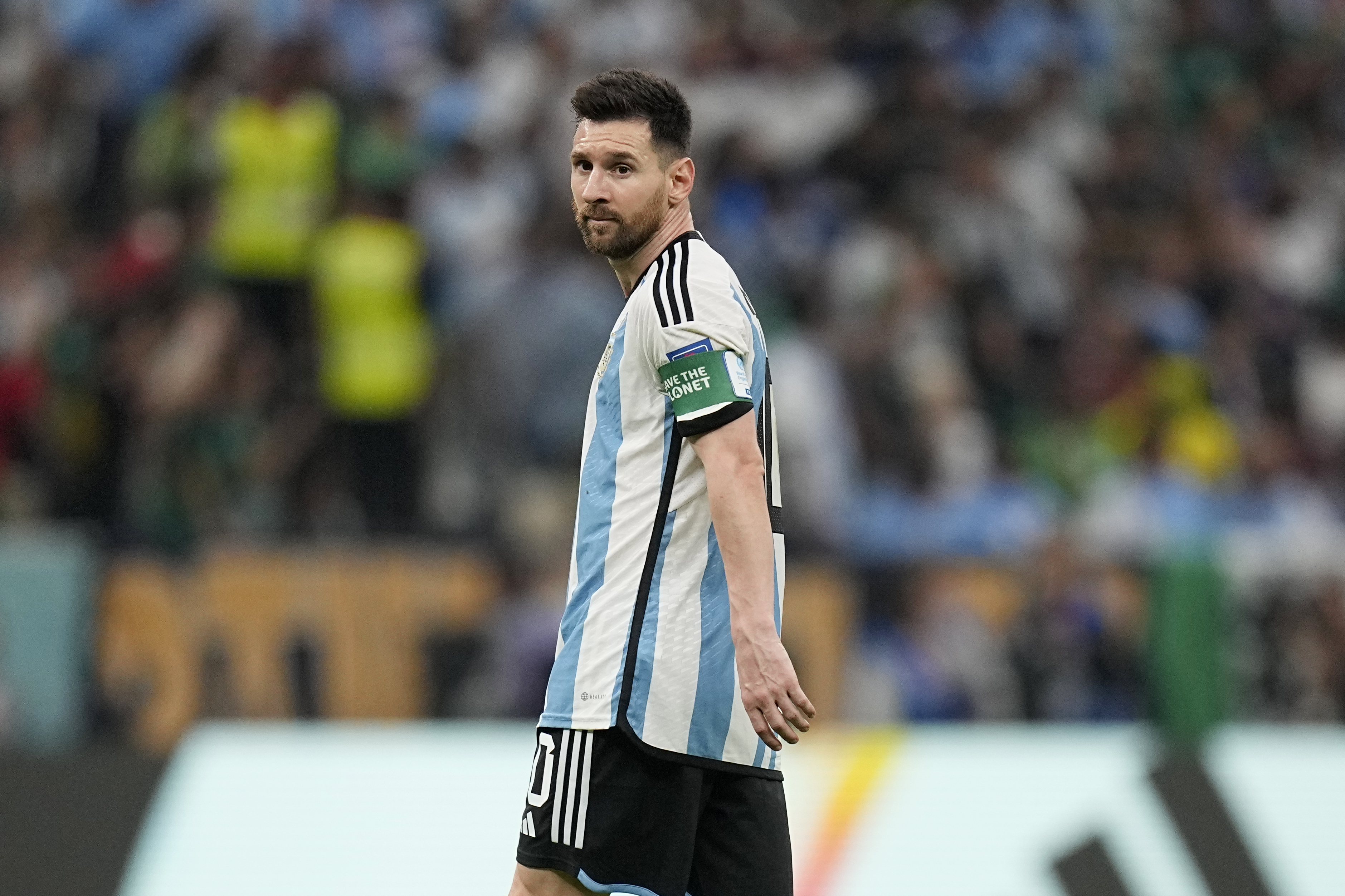 خالدز on X: 4k  Lionel #Messi wearing the new #Argentina away