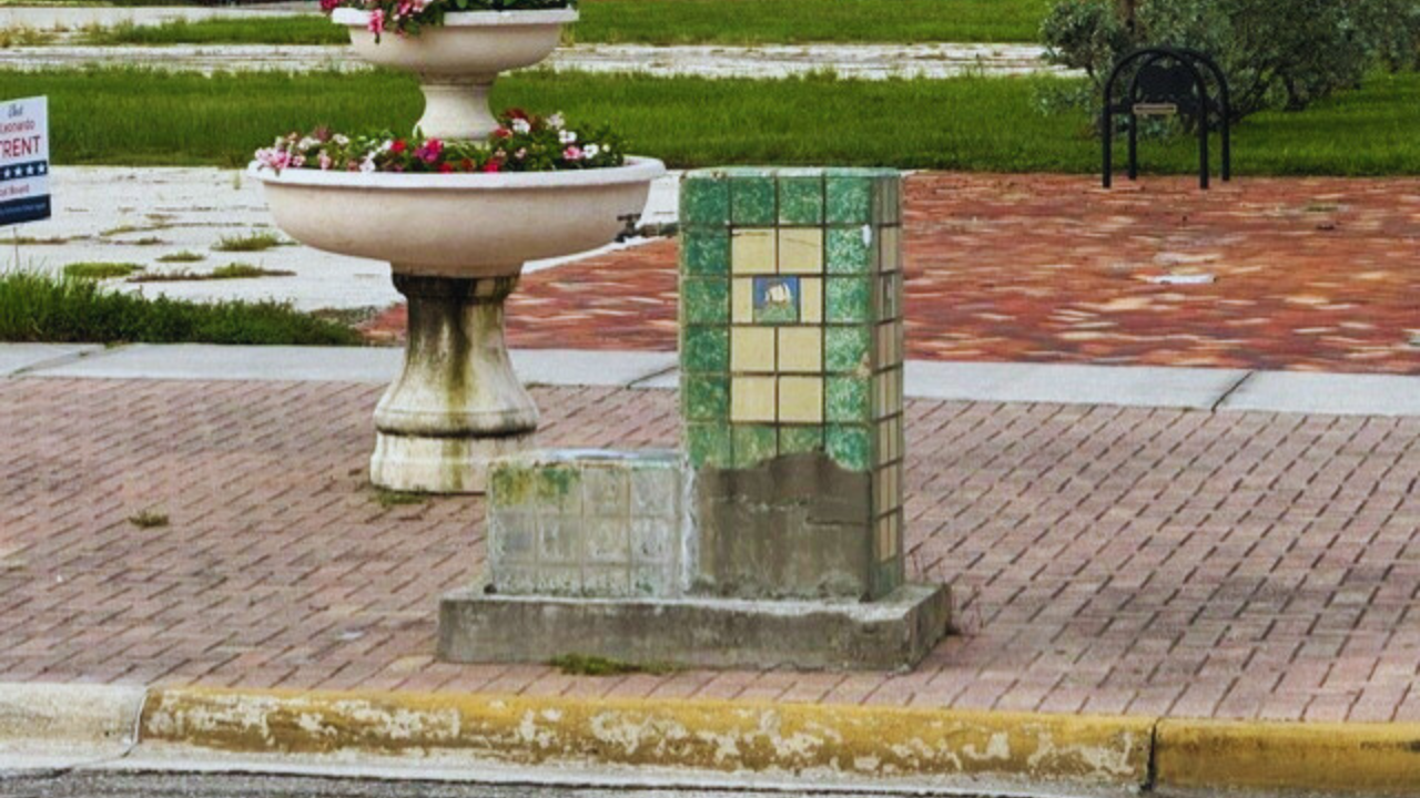 fountain of youth retatrutide A radioactive 'Fountain of Youth' stands in this Florida city. But is it  safe to drink?