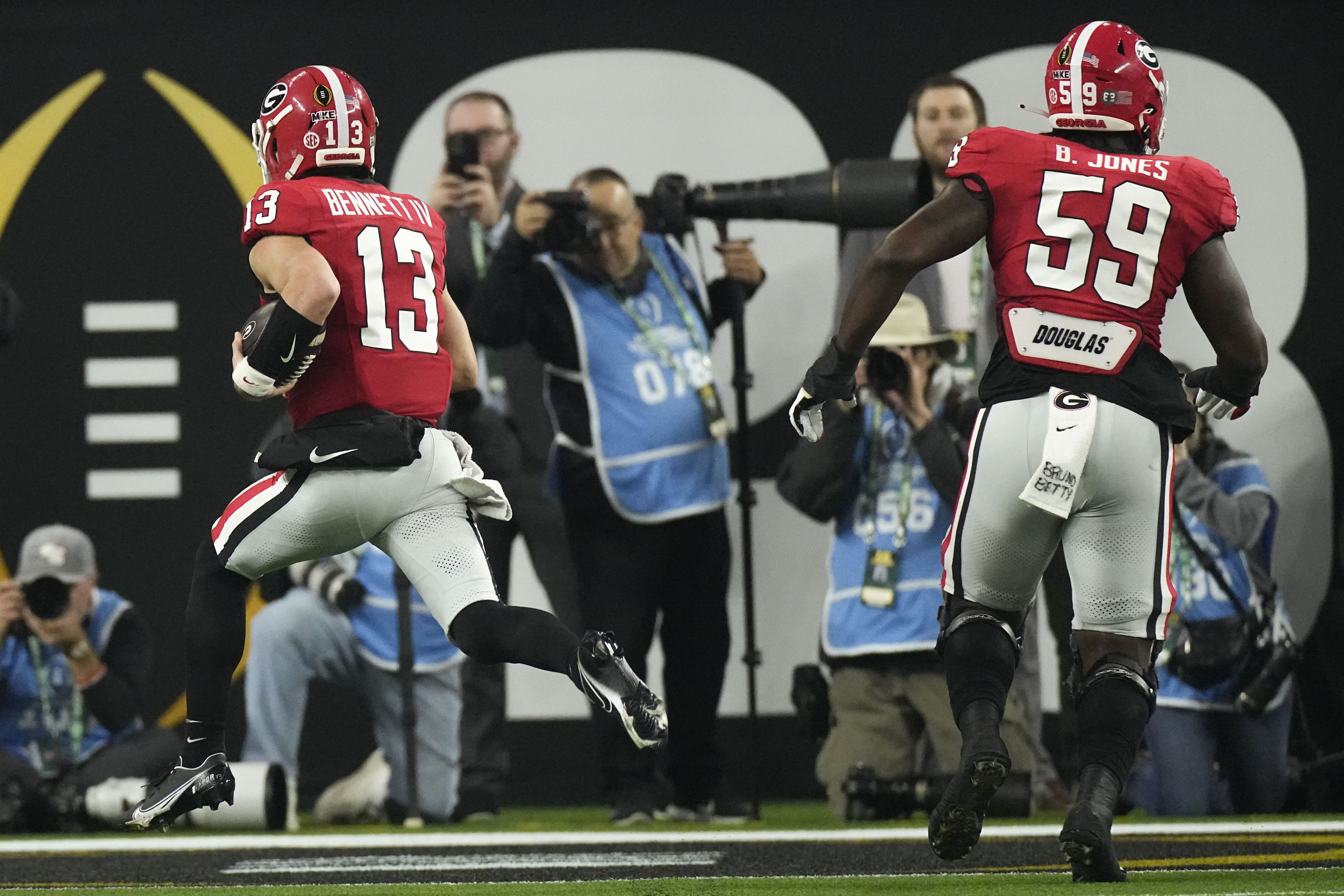 No. 1 Georgia bullies TCU 65-7 to win 2nd consecutive title