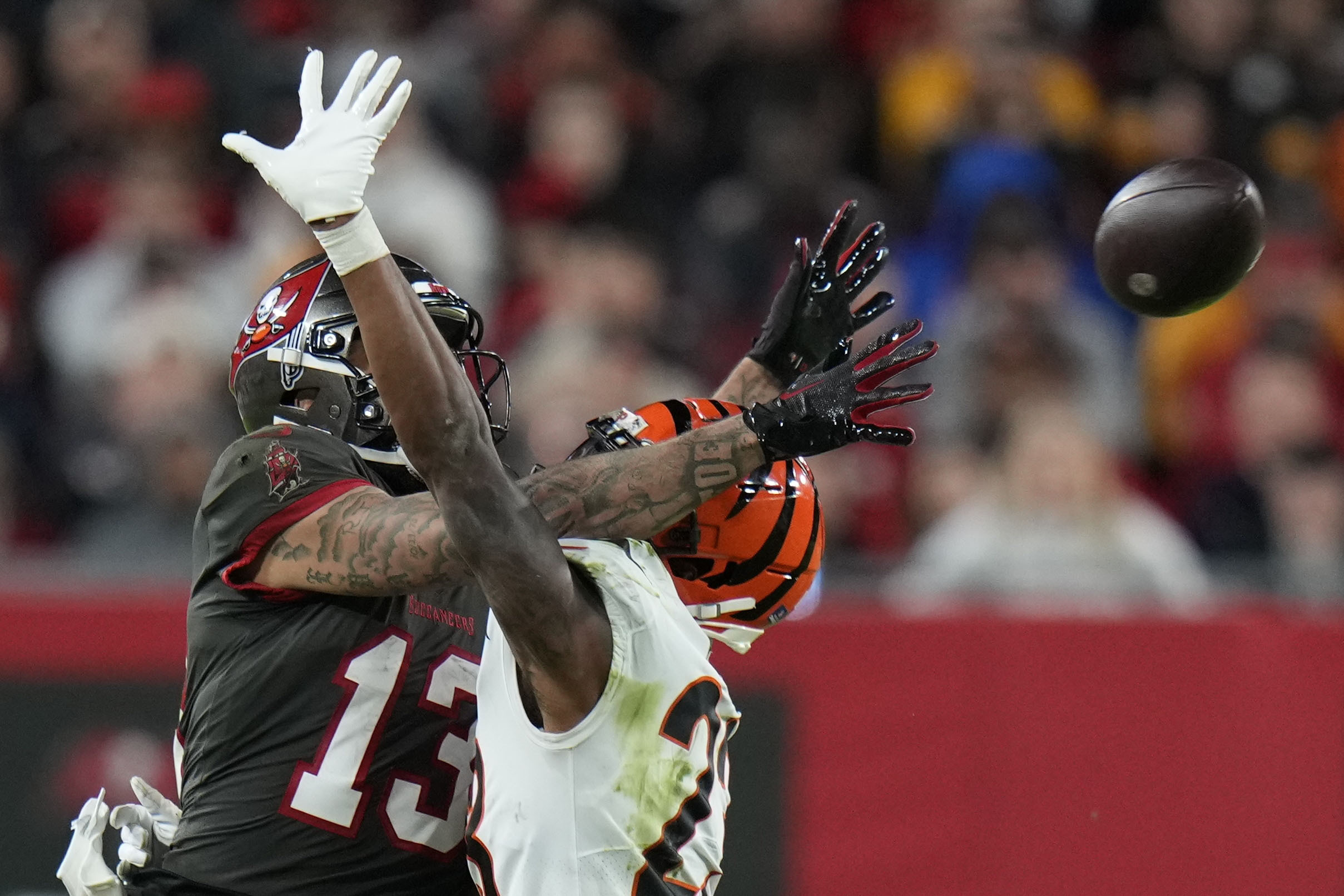 String of turnovers dooms Bucs, allows Bengals to rally - The San Diego  Union-Tribune