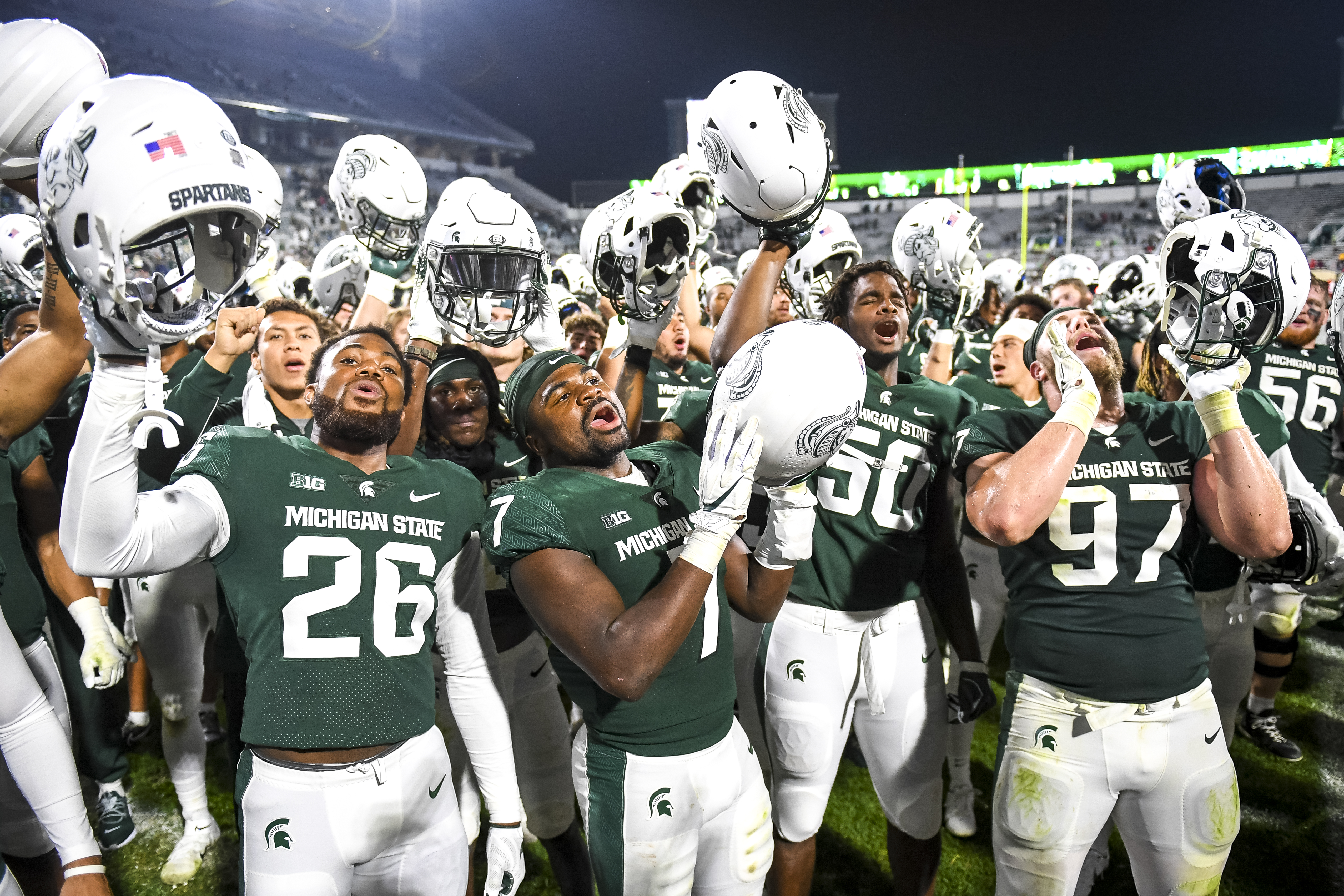 Michigan State Football: Top 5 Spartan uniforms of all time - Page 3