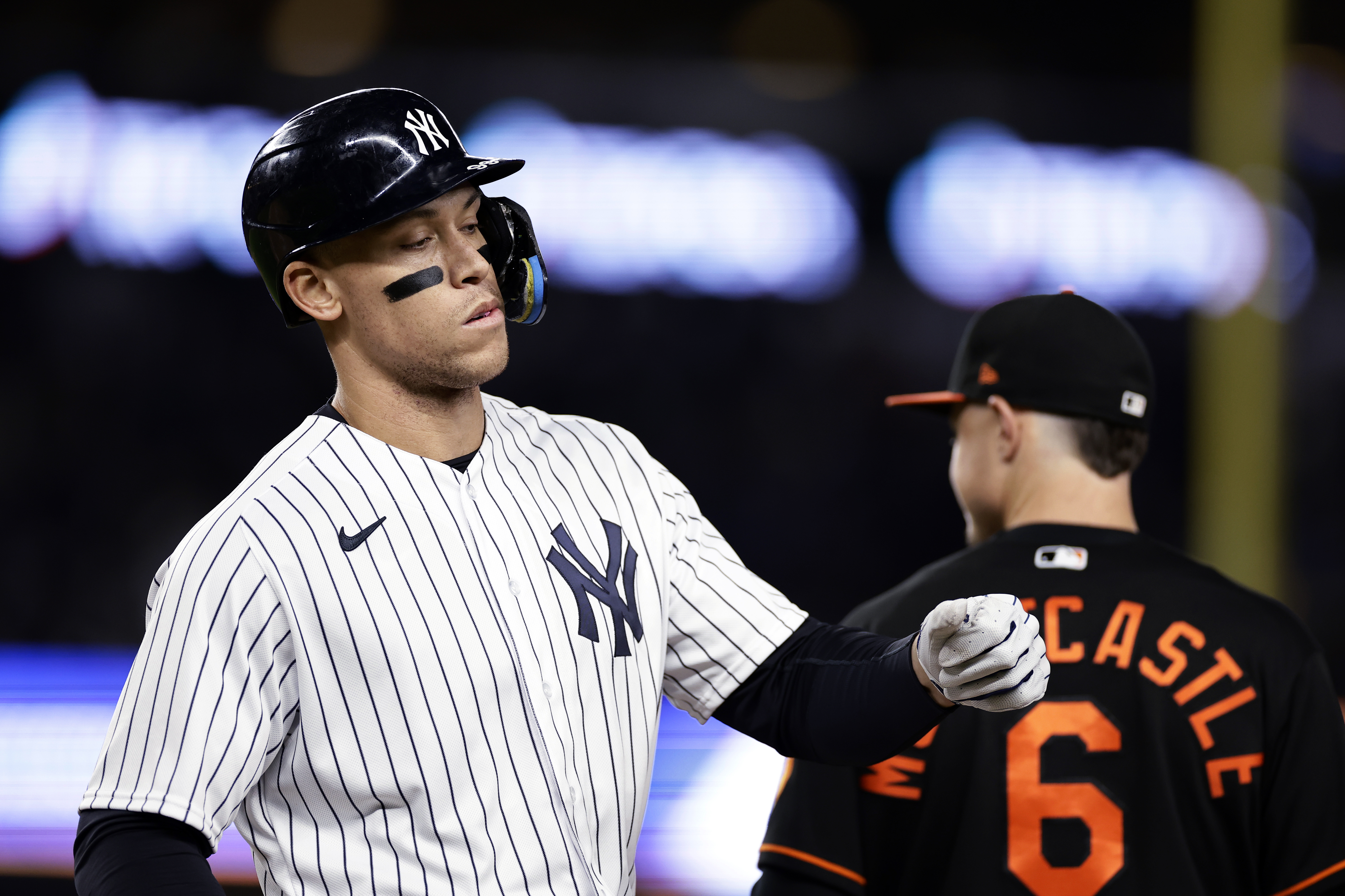 Aaron Judge stays at 61 homers as Orioles beat Yankees 2-1