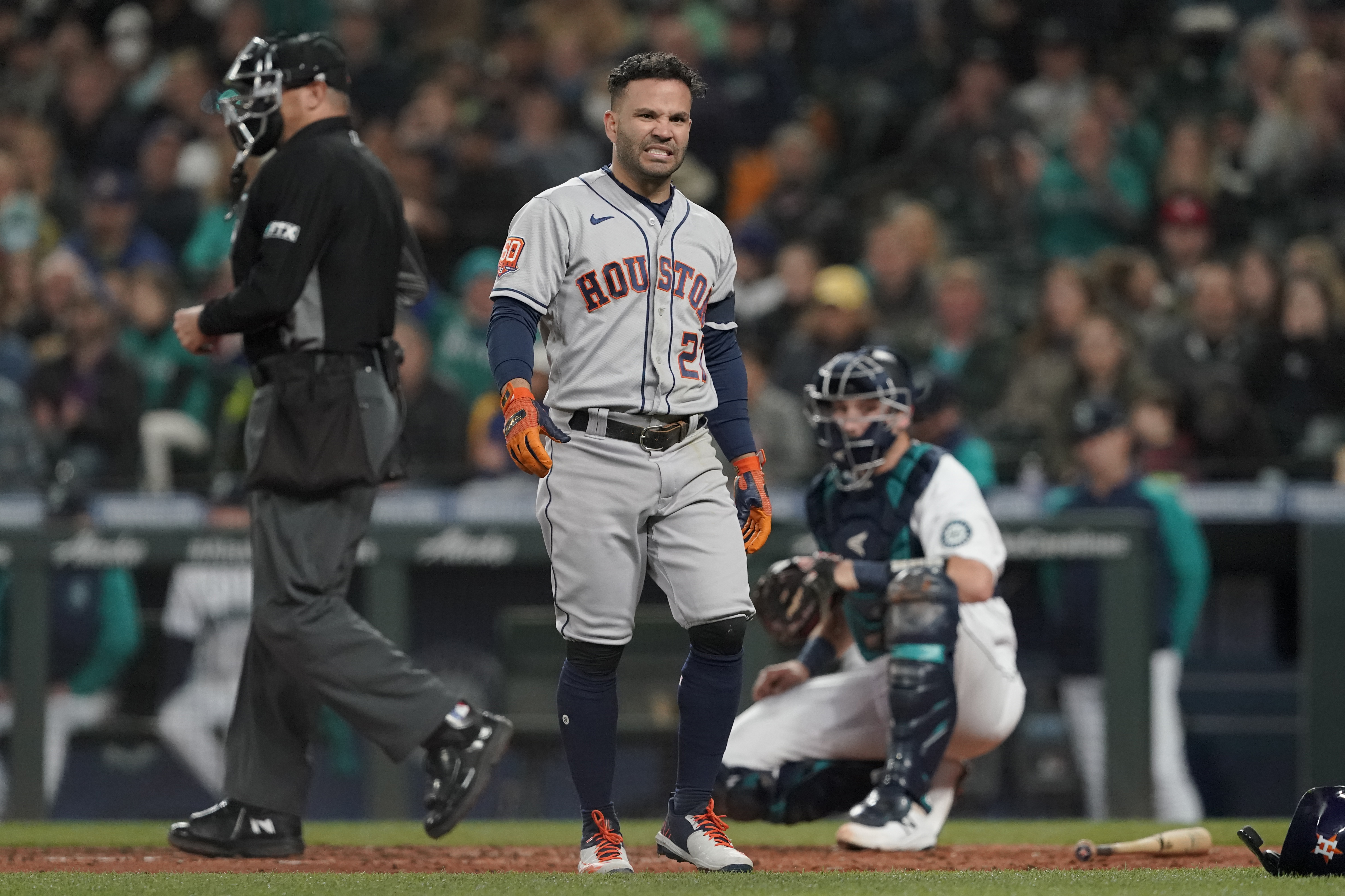 Jose Altuve fell in love with the long ball. He has a new approach for 2022.