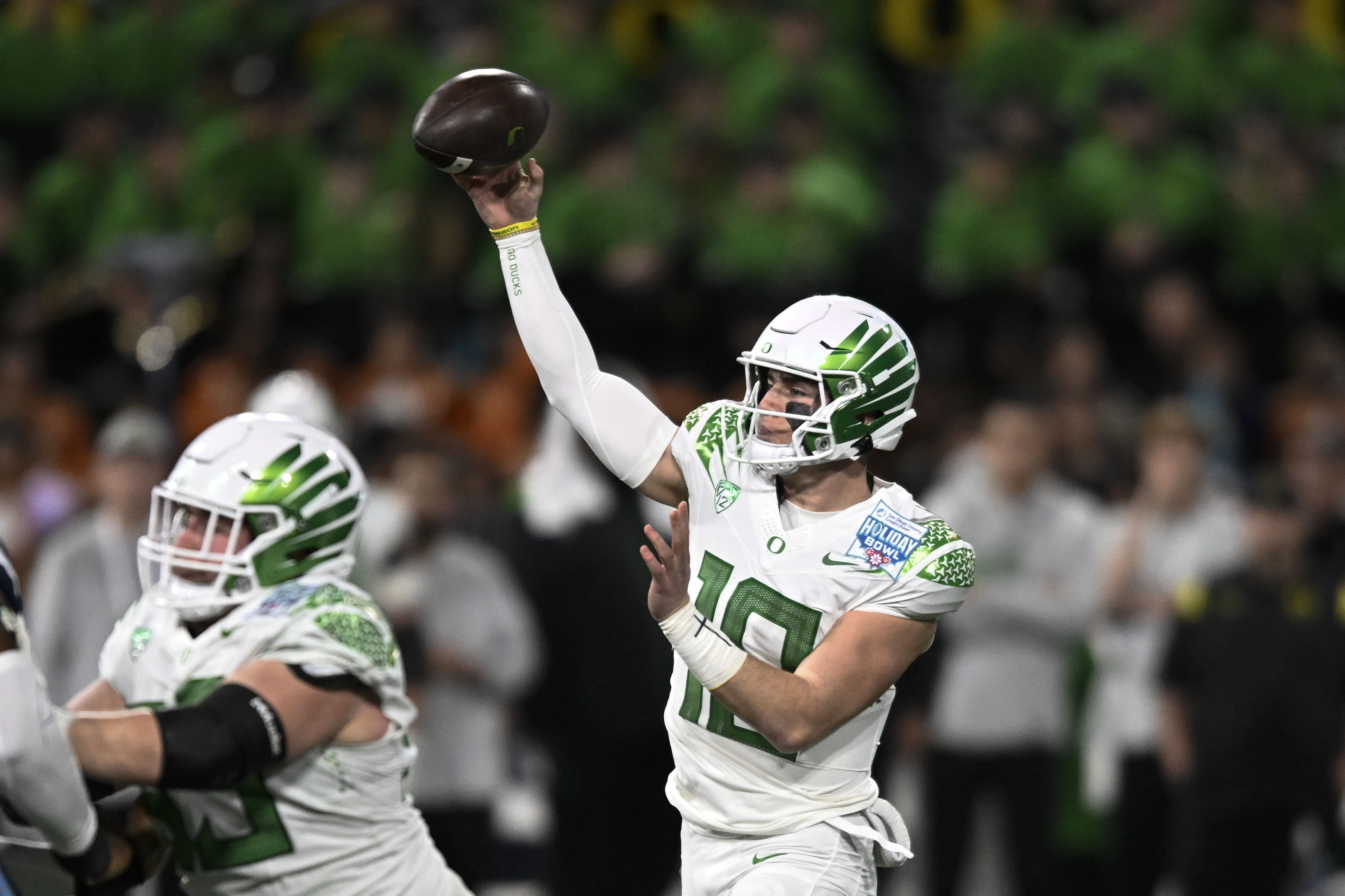 Bo Nix, Oregon Ducks Quarterback