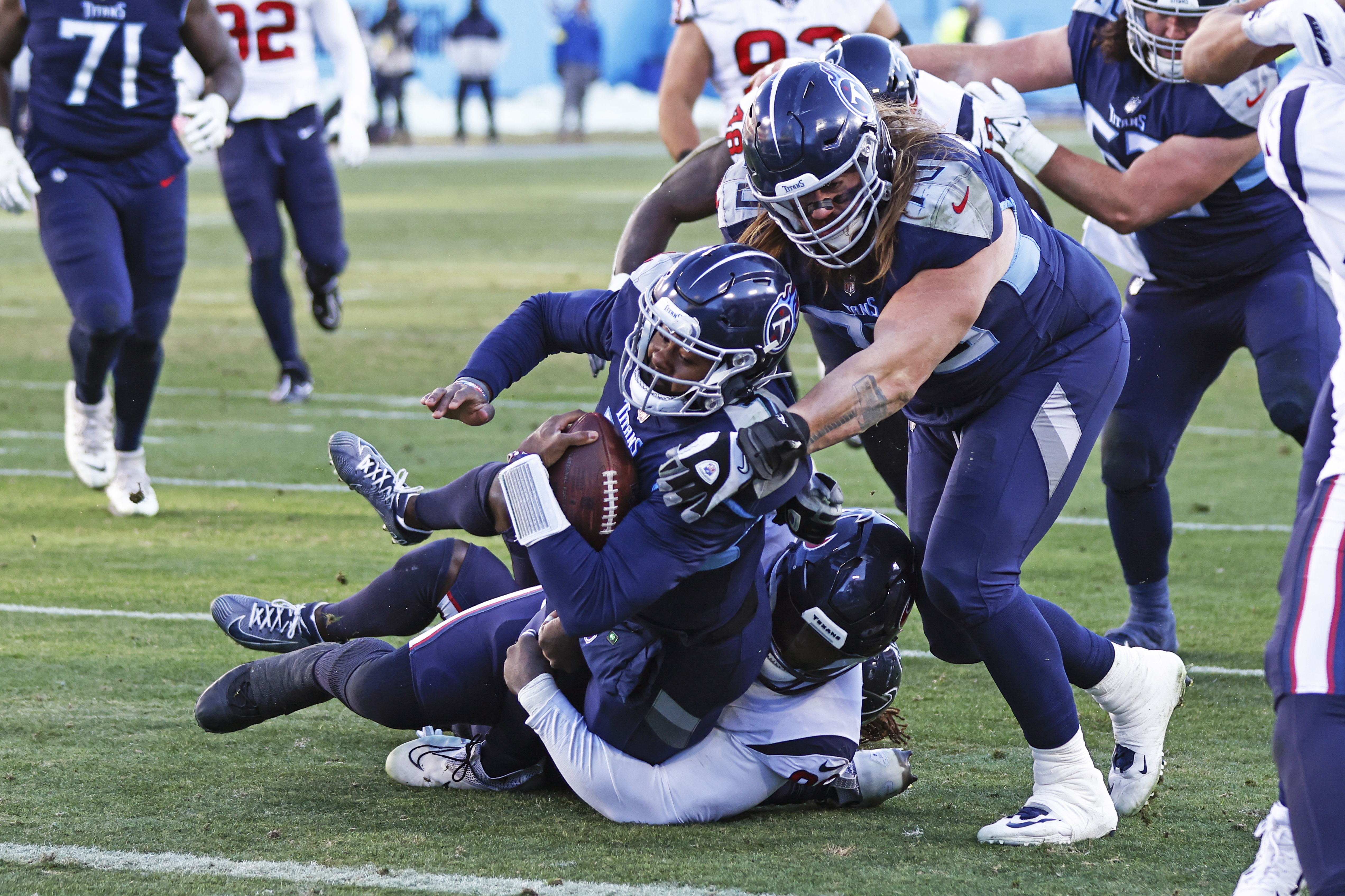 Dallas Cowboys avoid disaster with 27-23 win over Houston Texans