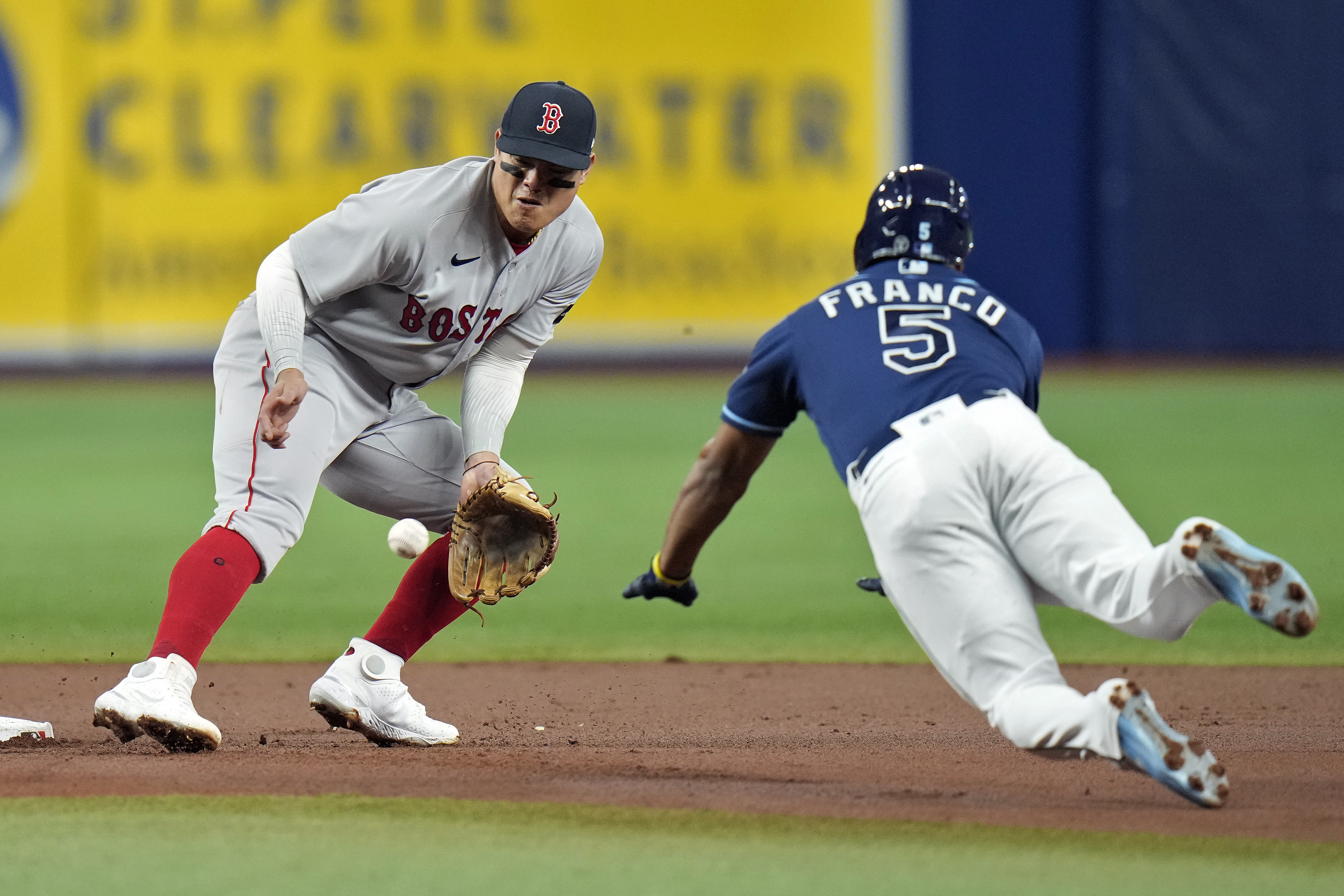 Rays win 12th straight to start season, 1 shy of MLB record