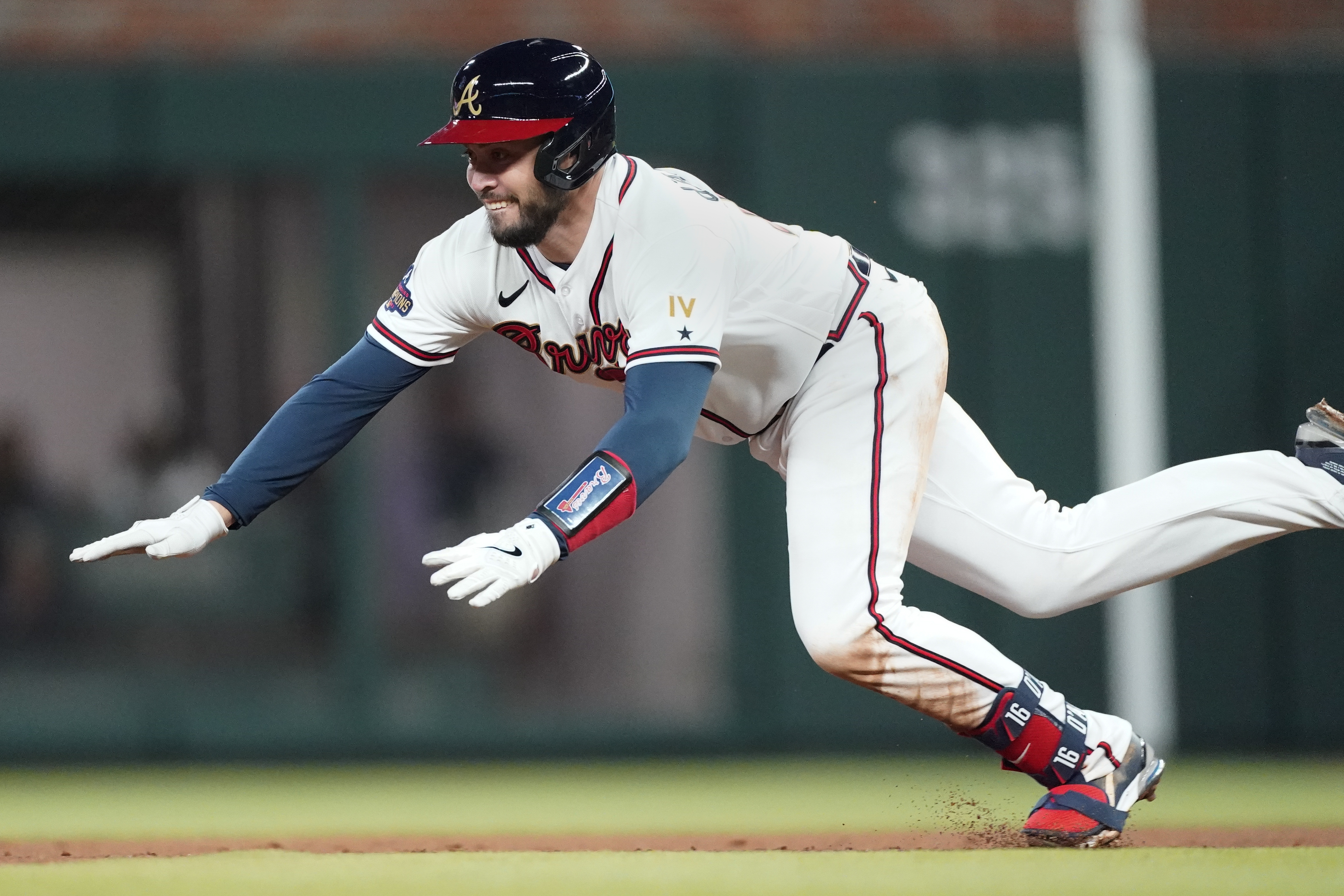 Morton sharp in return from broken leg, Braves top Reds 7-6 – KGET 17