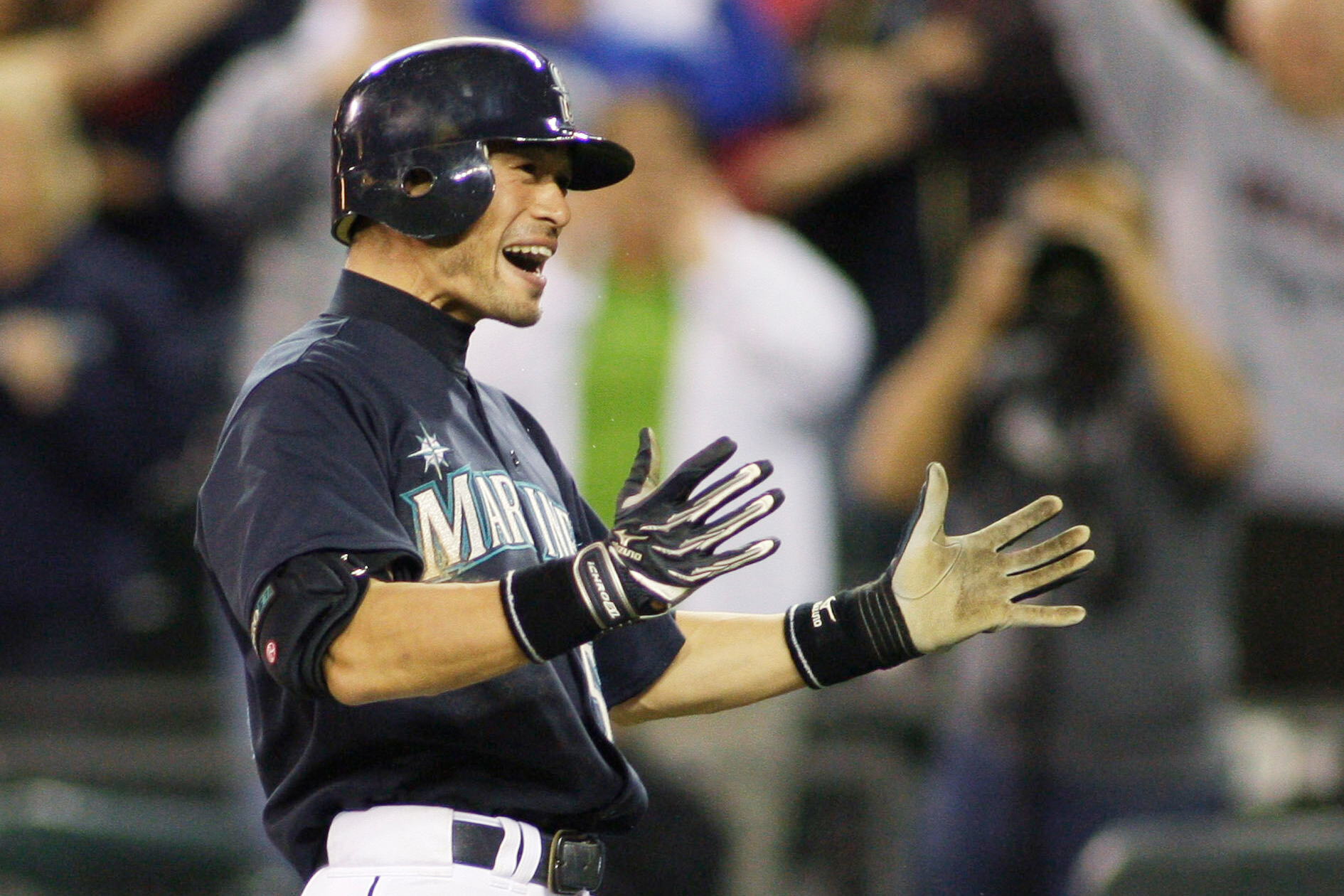 Ichiro Suzuki reflects on early days in Seattle, quickly being