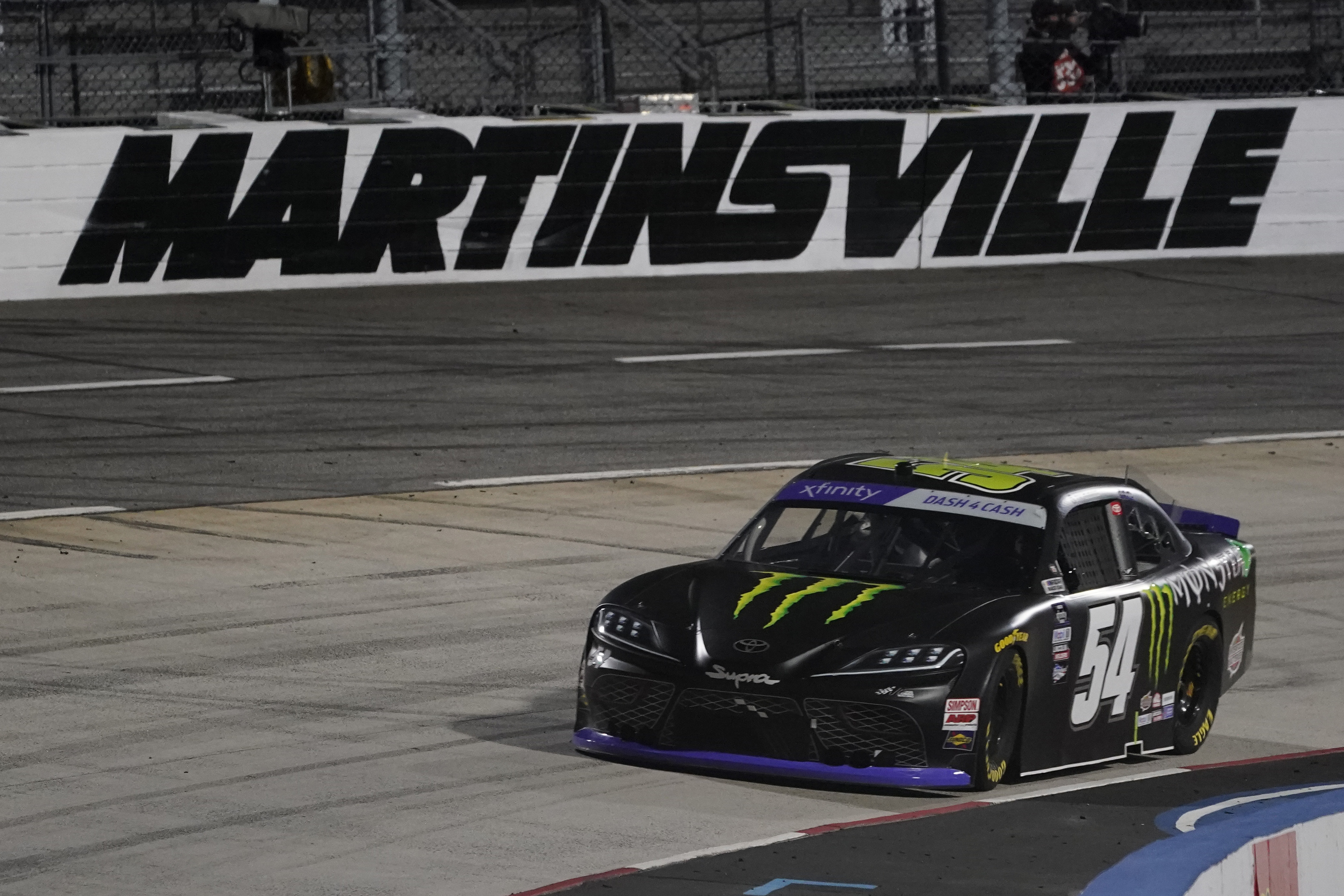Martinsville Speedway announces complete sellout for Xfinity 500 race