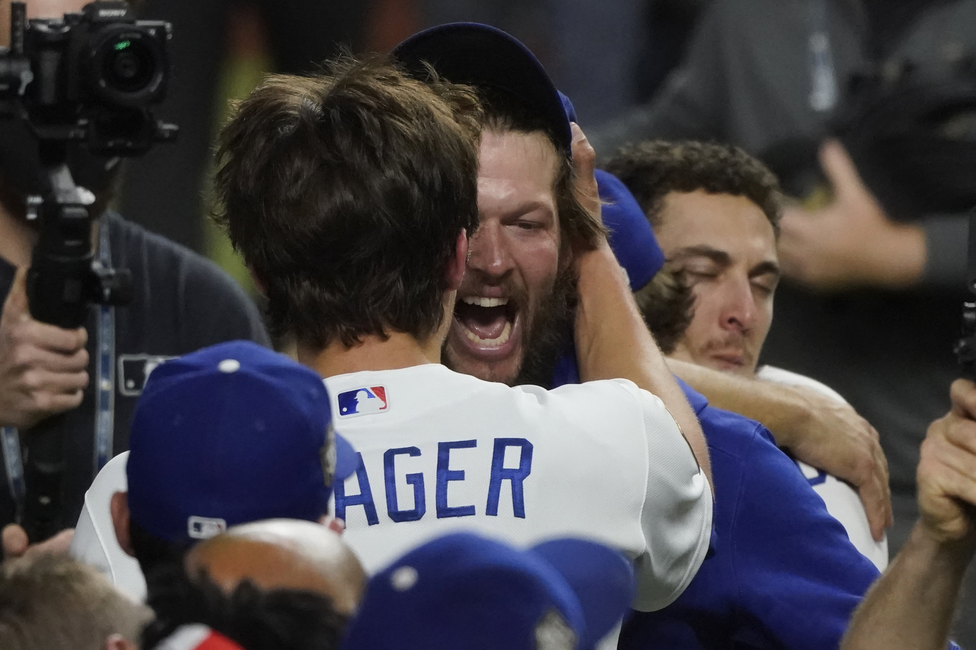 Fitting finale: Dodgers win title, Turner tests positive