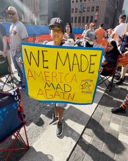 PHOTOS: See the best signs from the Astros' victory parade route