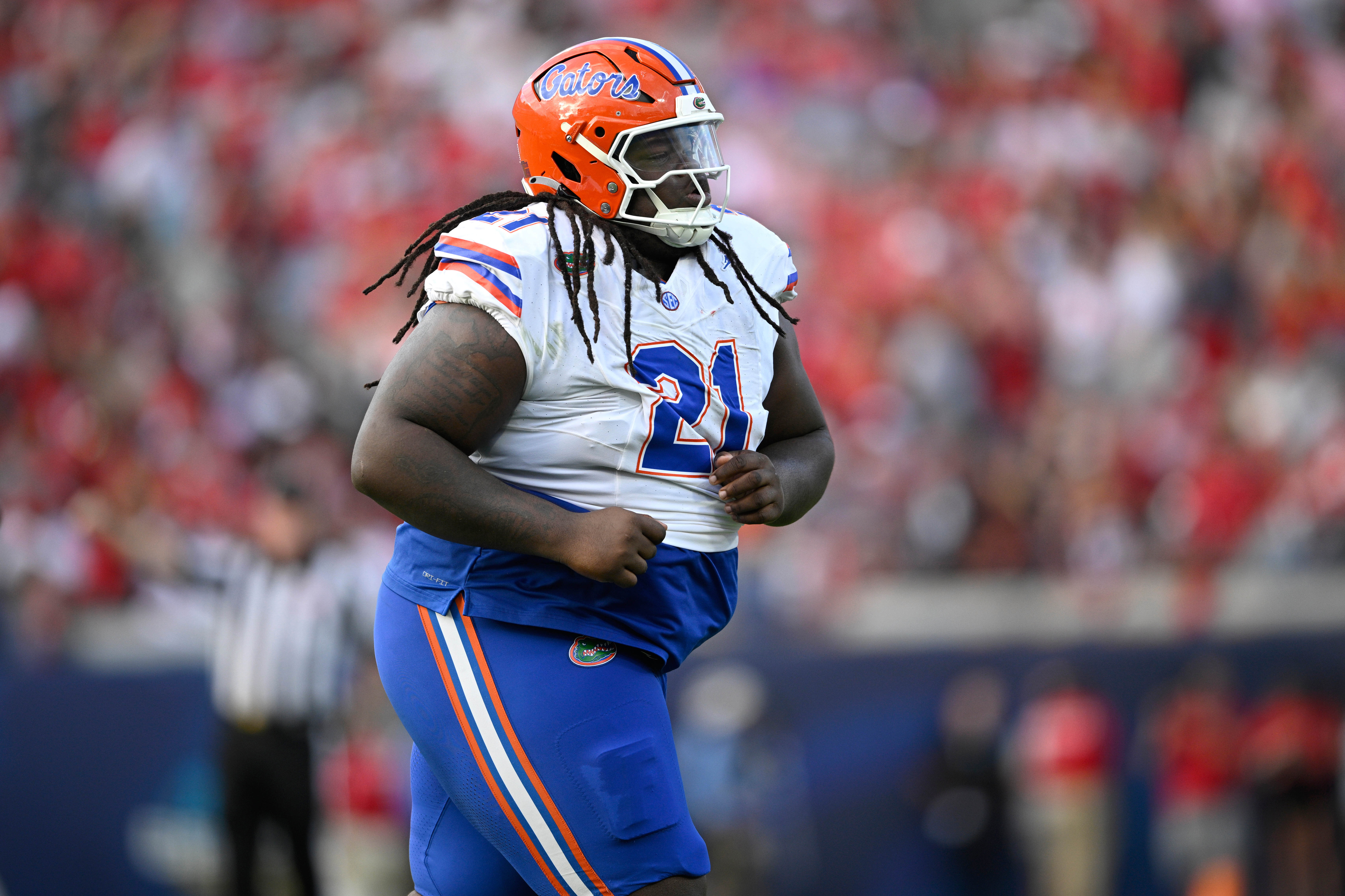 At 464 pounds, Florida defensive tackle Desmond Watson gets NFL
