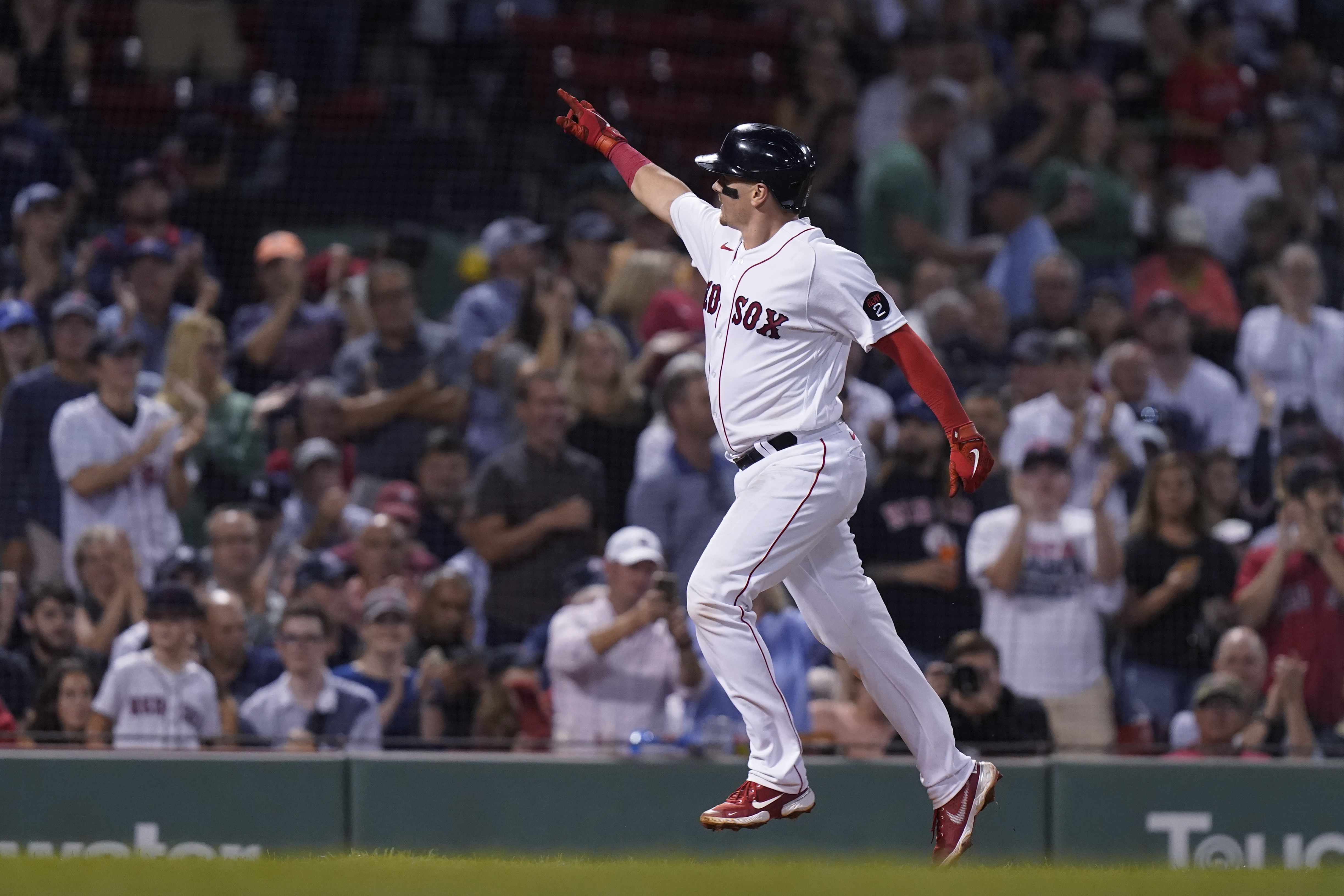 Aaron Judge hits 56th and 57th home runs against Red Sox at Fenway