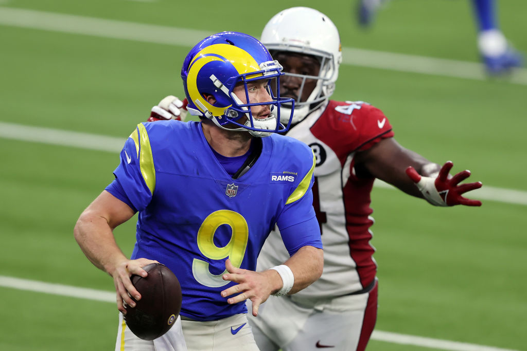 Rams Defense Dominates in 18-7 Victory Over Cardinals; Clinching