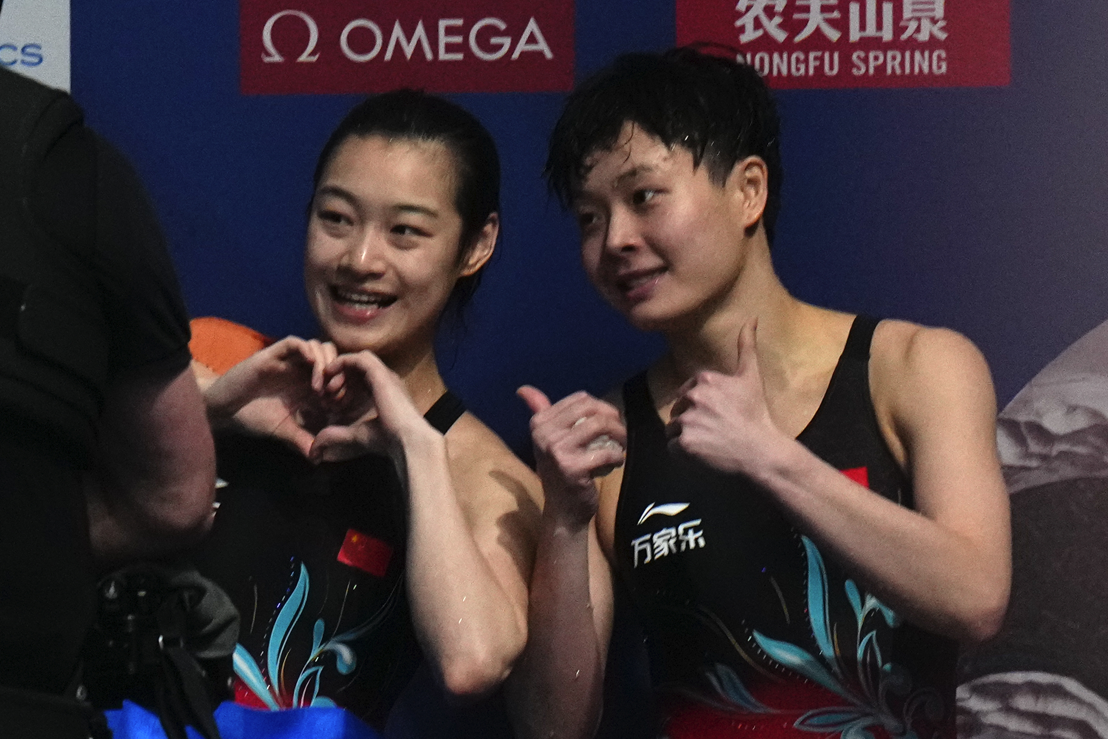 Chang Yani knocks off teammate Chen Yiwen for China