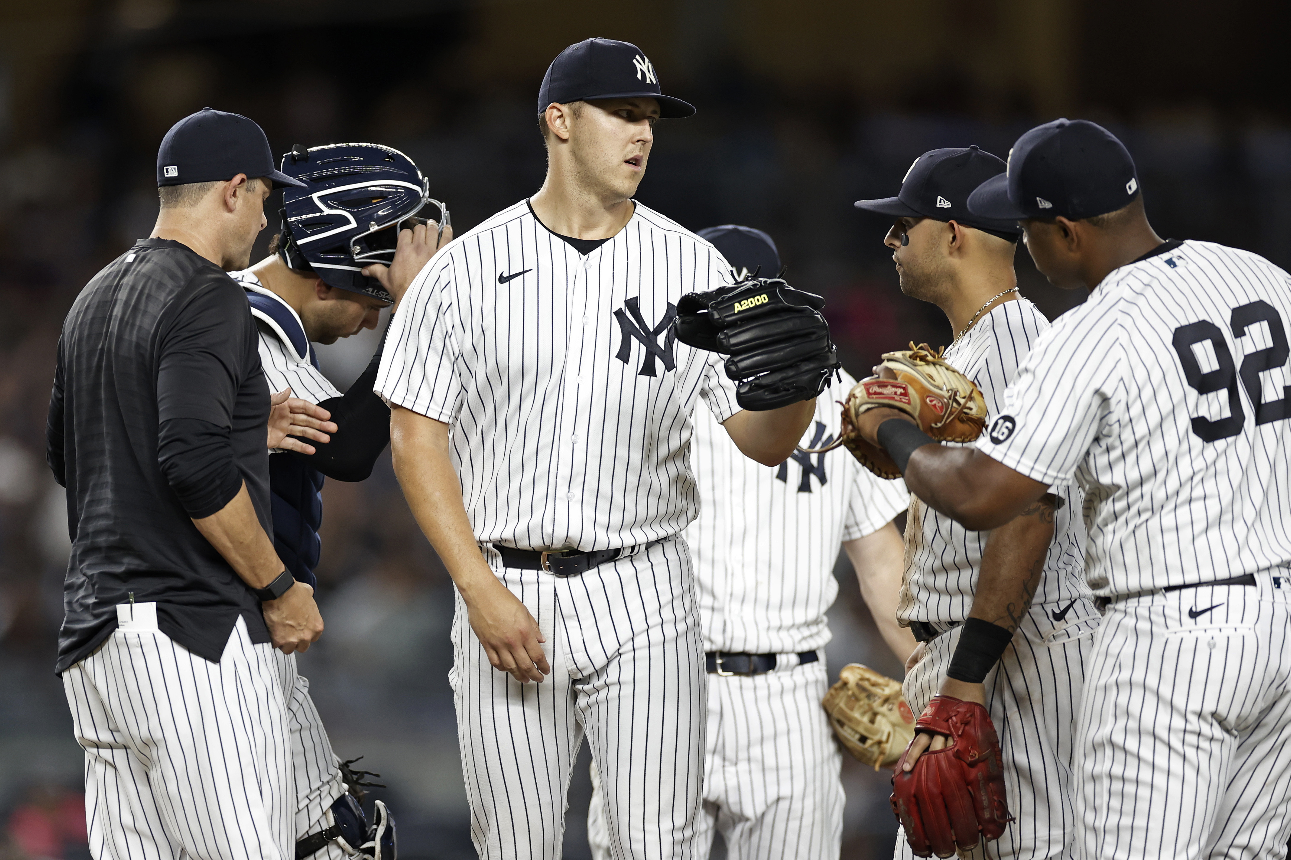 Gleyber Torres Arrives as Part of a Pinstriped Youth Movement - The New  York Times