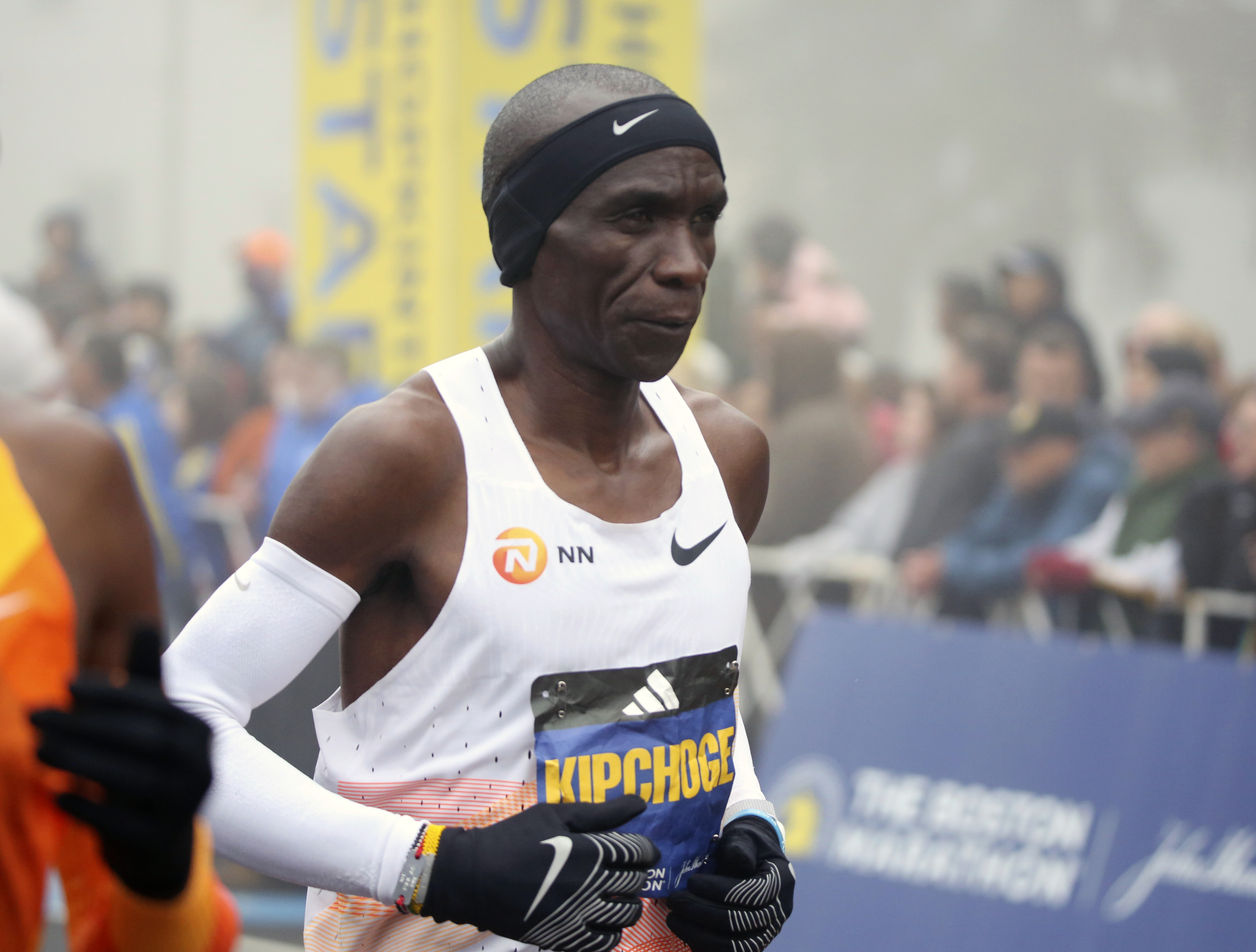 Runners kick off 127th Boston Marathon in Hopkinton