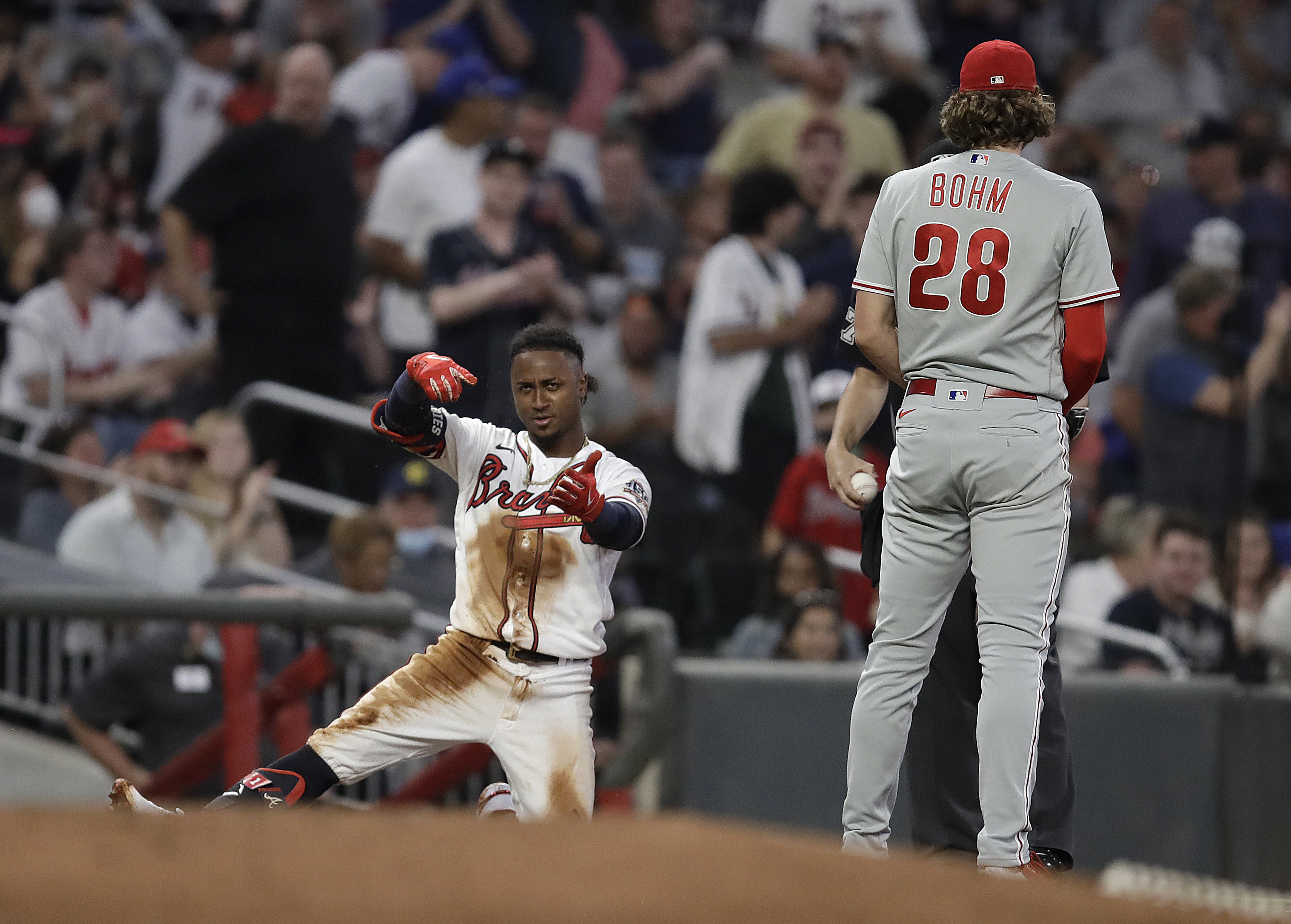 Ozzie Albies' two-run homer, 05/22/2021