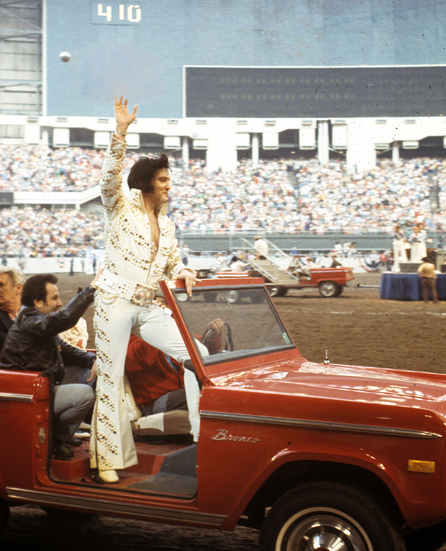 Queen of Tejano Selena will be inducted into the Houston Livestock Show and  Rodeo Star Trail of Fame