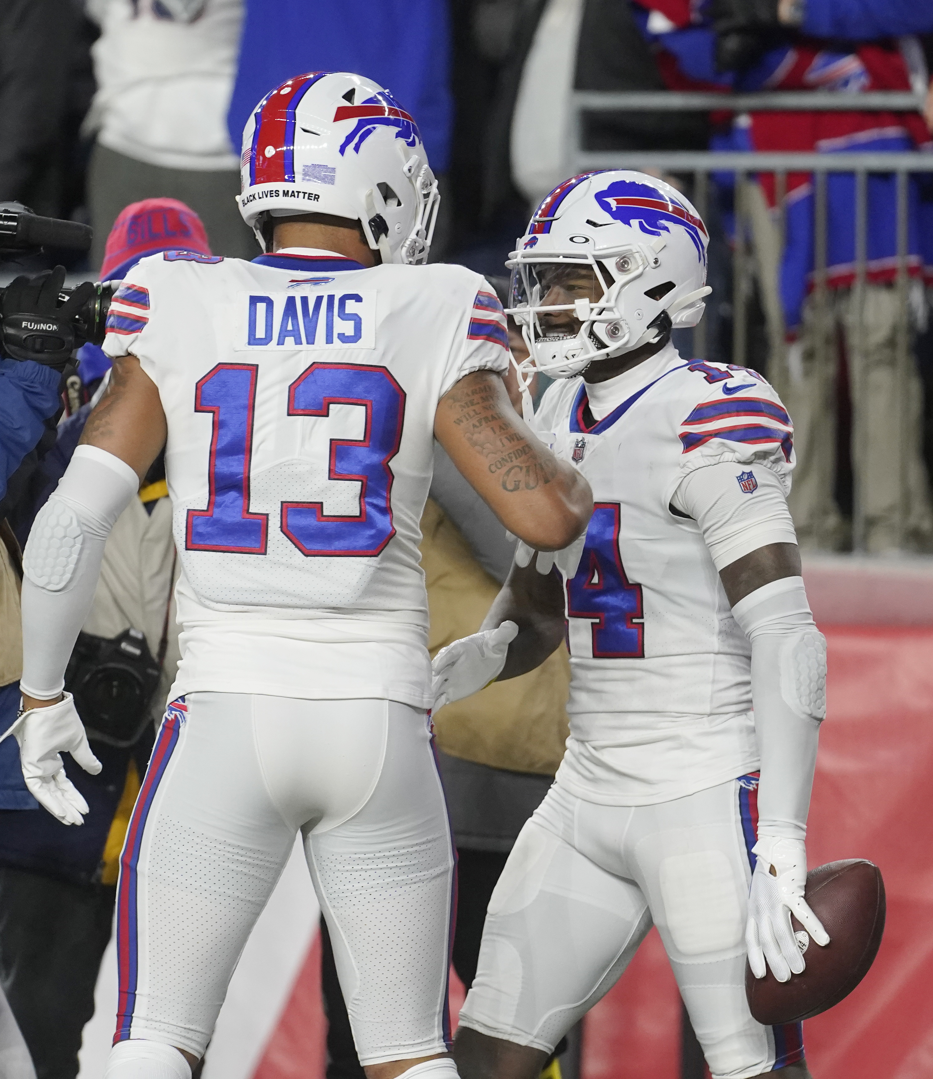 Bills safety Damar Hamlin ejected for hit on Patriots' Jakobi Meyers