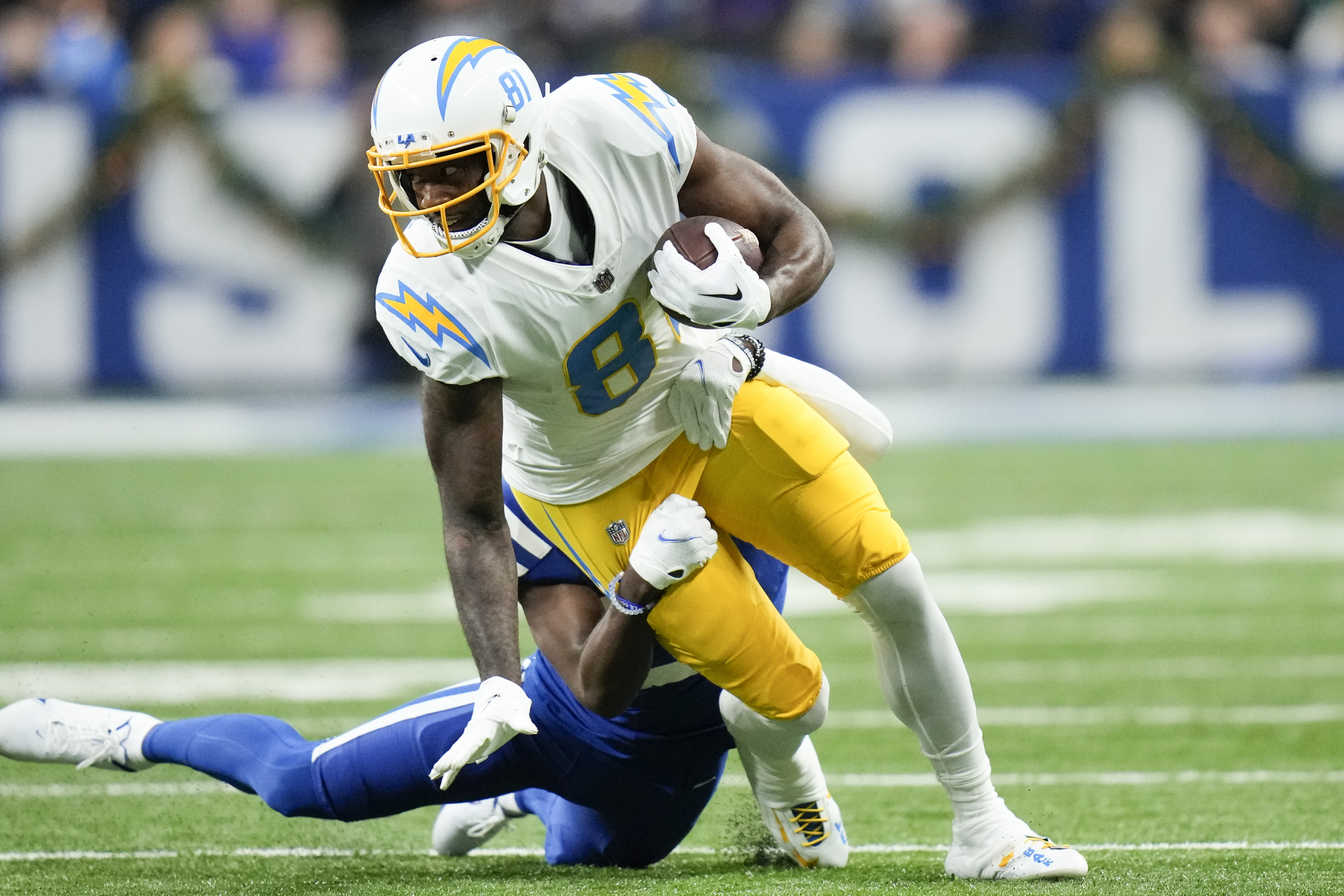 Chargers reach playoffs, beat overmatched Colts 20-3