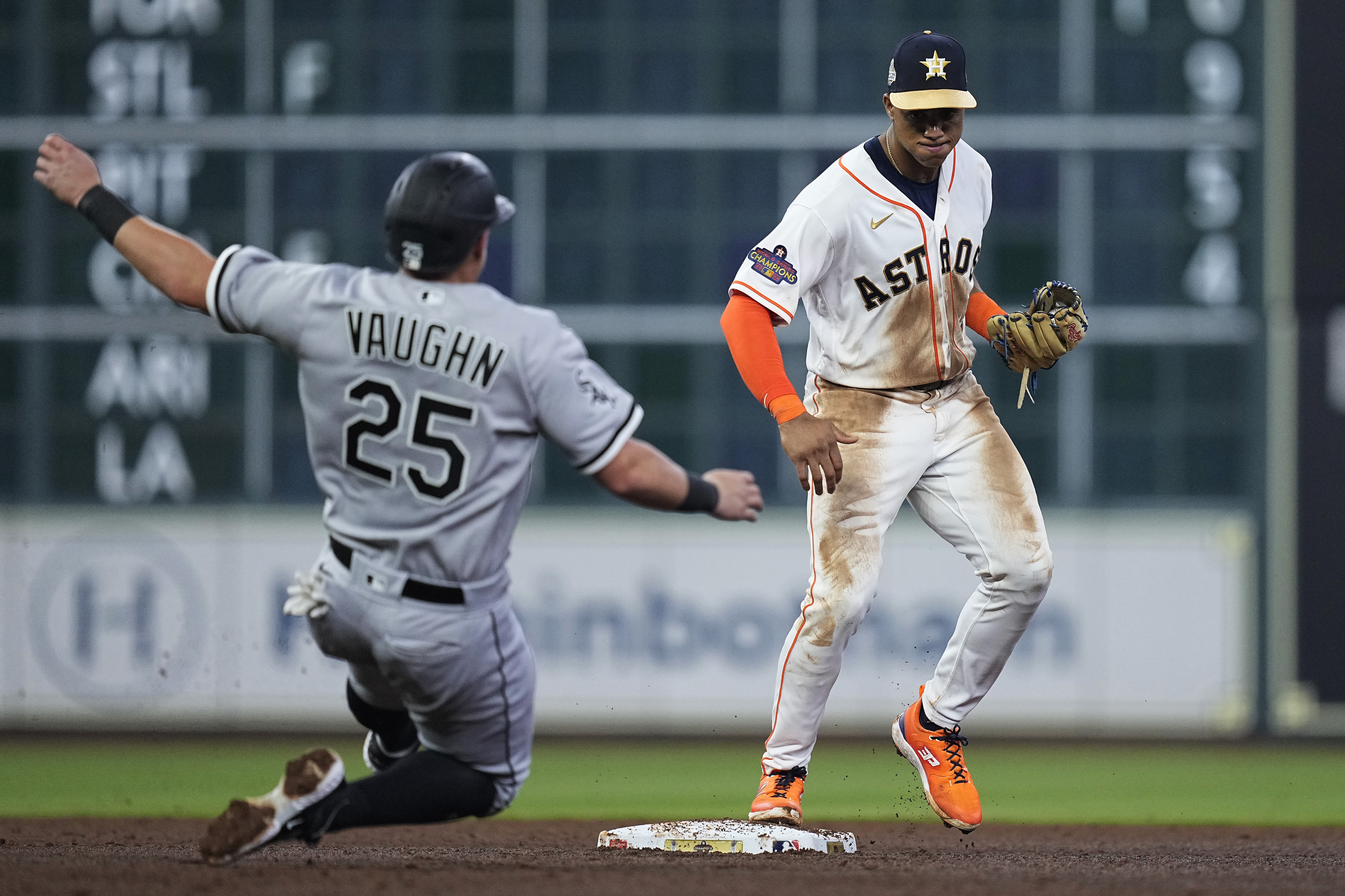 Chicago White Sox: Is Andrew Vaughn going to play third base in 2020?