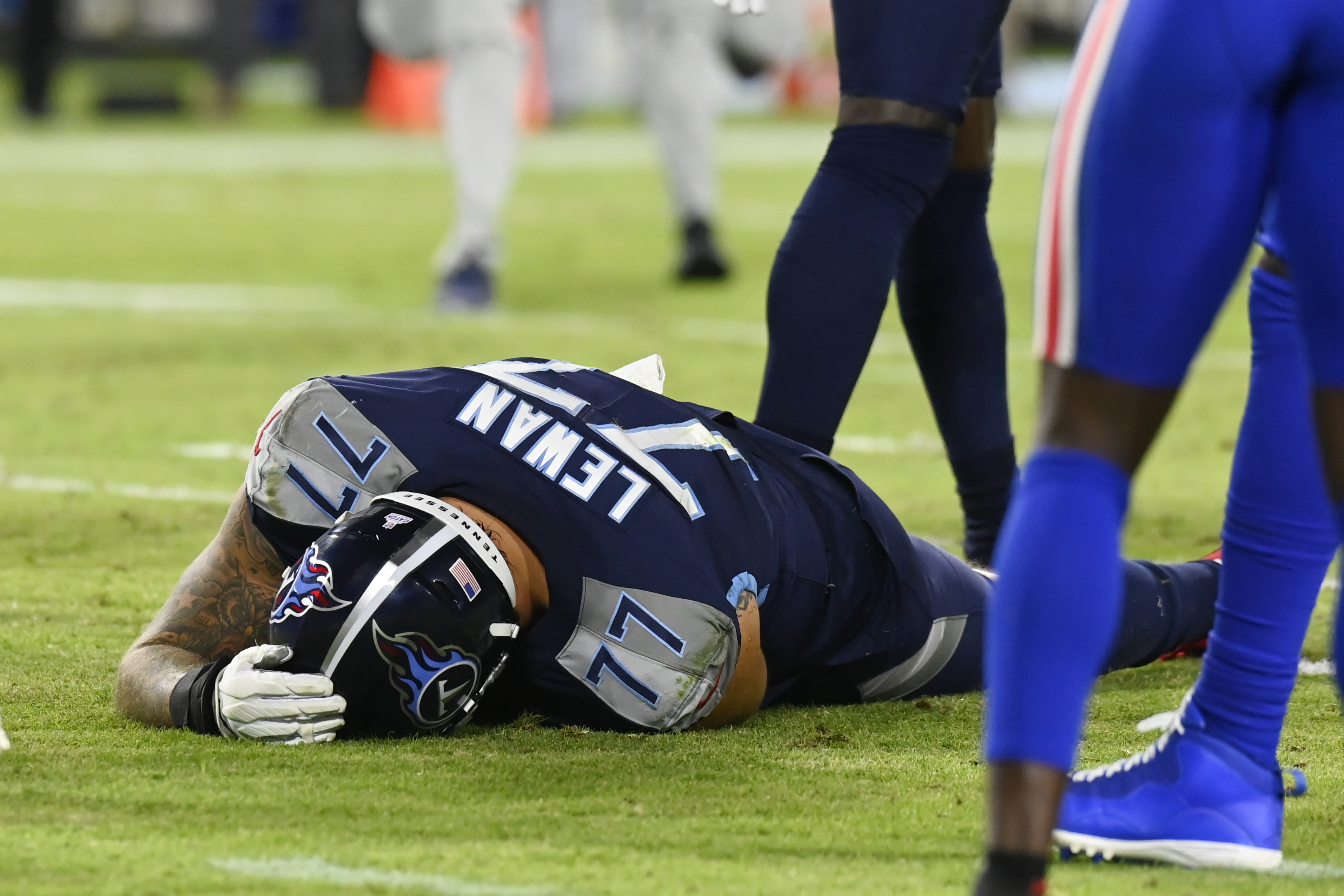 Titans place left tackle Taylor Lewan on injured reserve