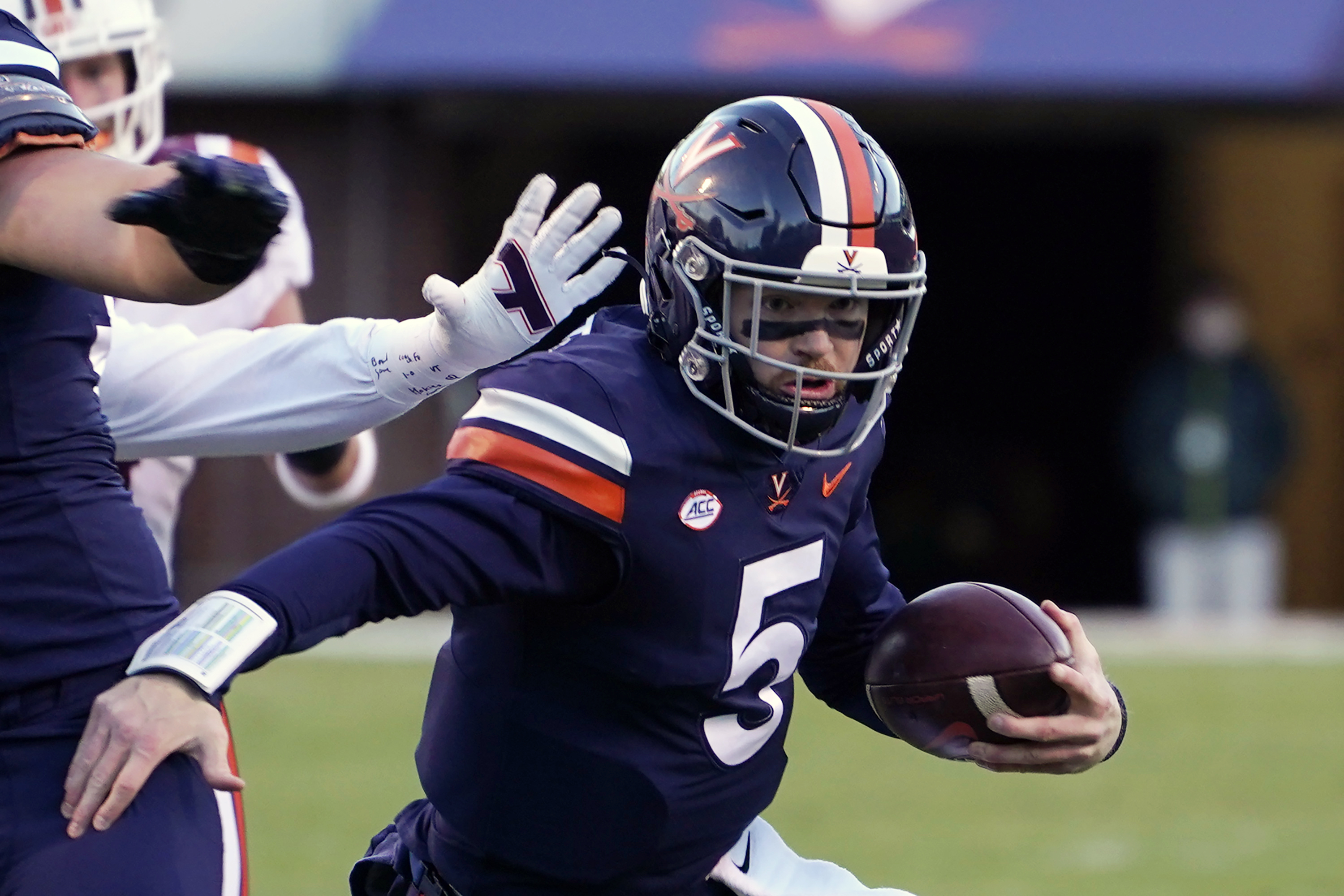 Virginia coach Bronco Mendenhall stepping down after bowl game