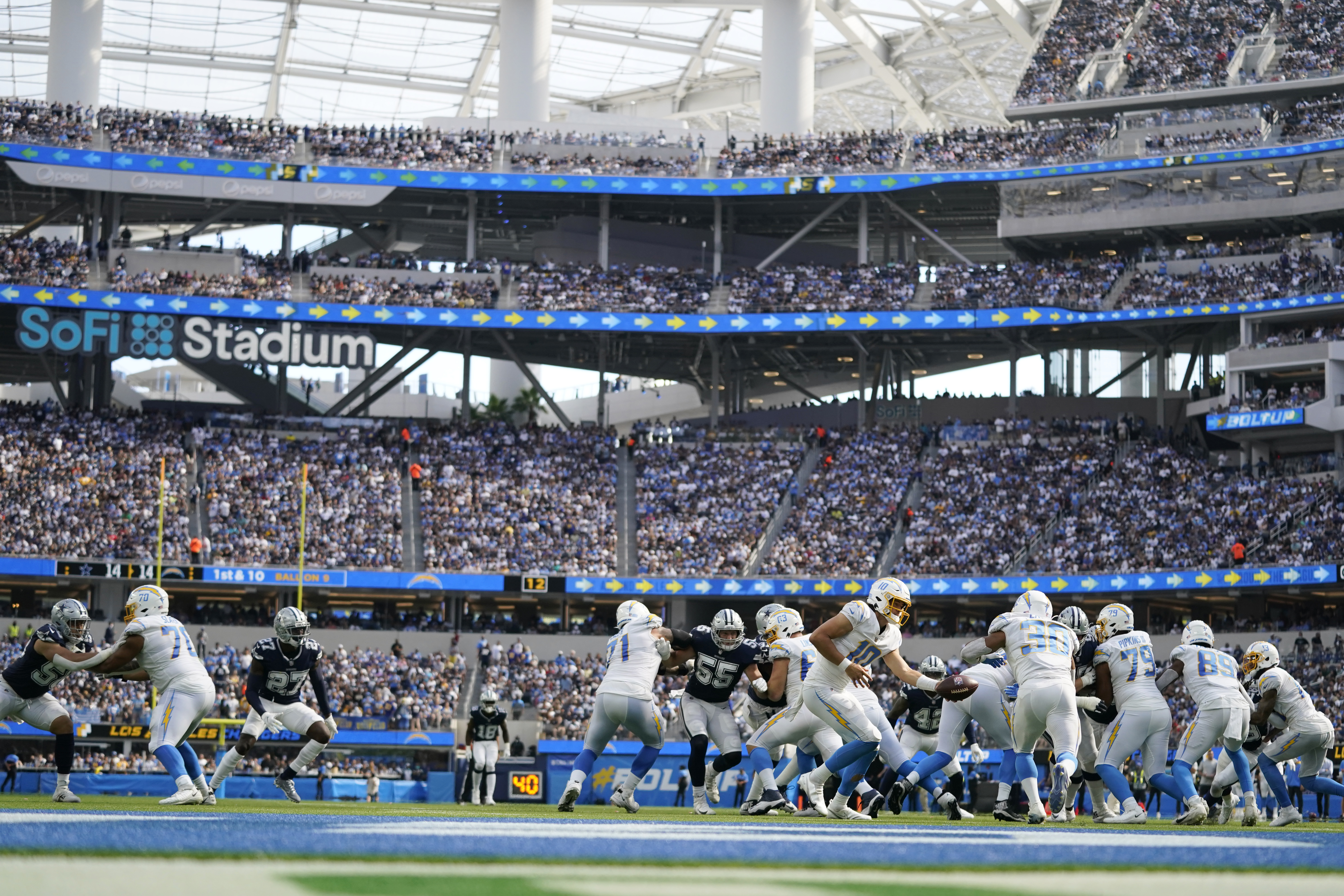 Dallas Cowboys zap Chargers with Greg Zuerlein's 56-yard field goal