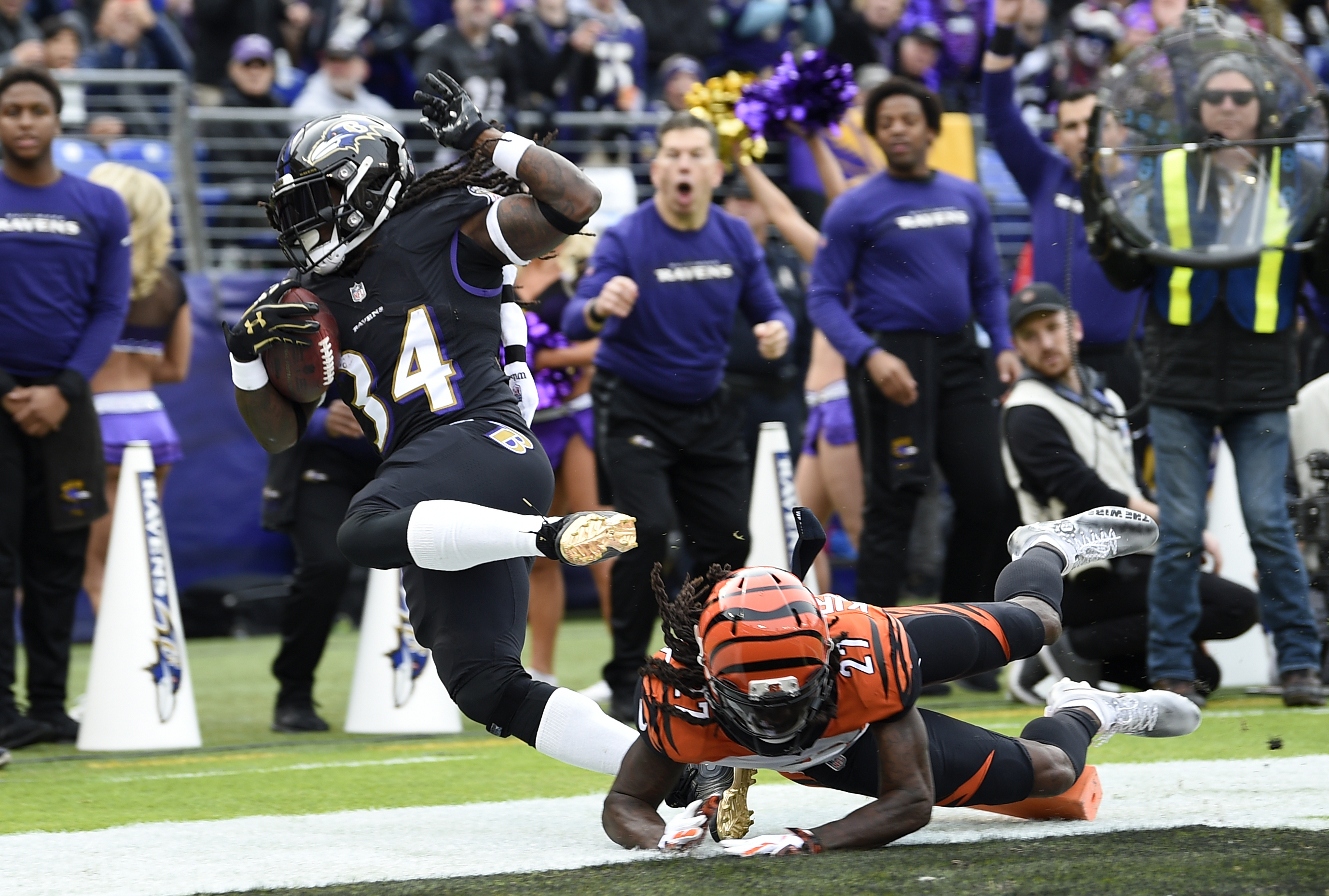 NFL Player Alex Collins Dead at 28, Ravens Team Releases Statement Amid  Tragic Death: Photo 4960897, Alex Collins, nfl, RIP, Sports Photos