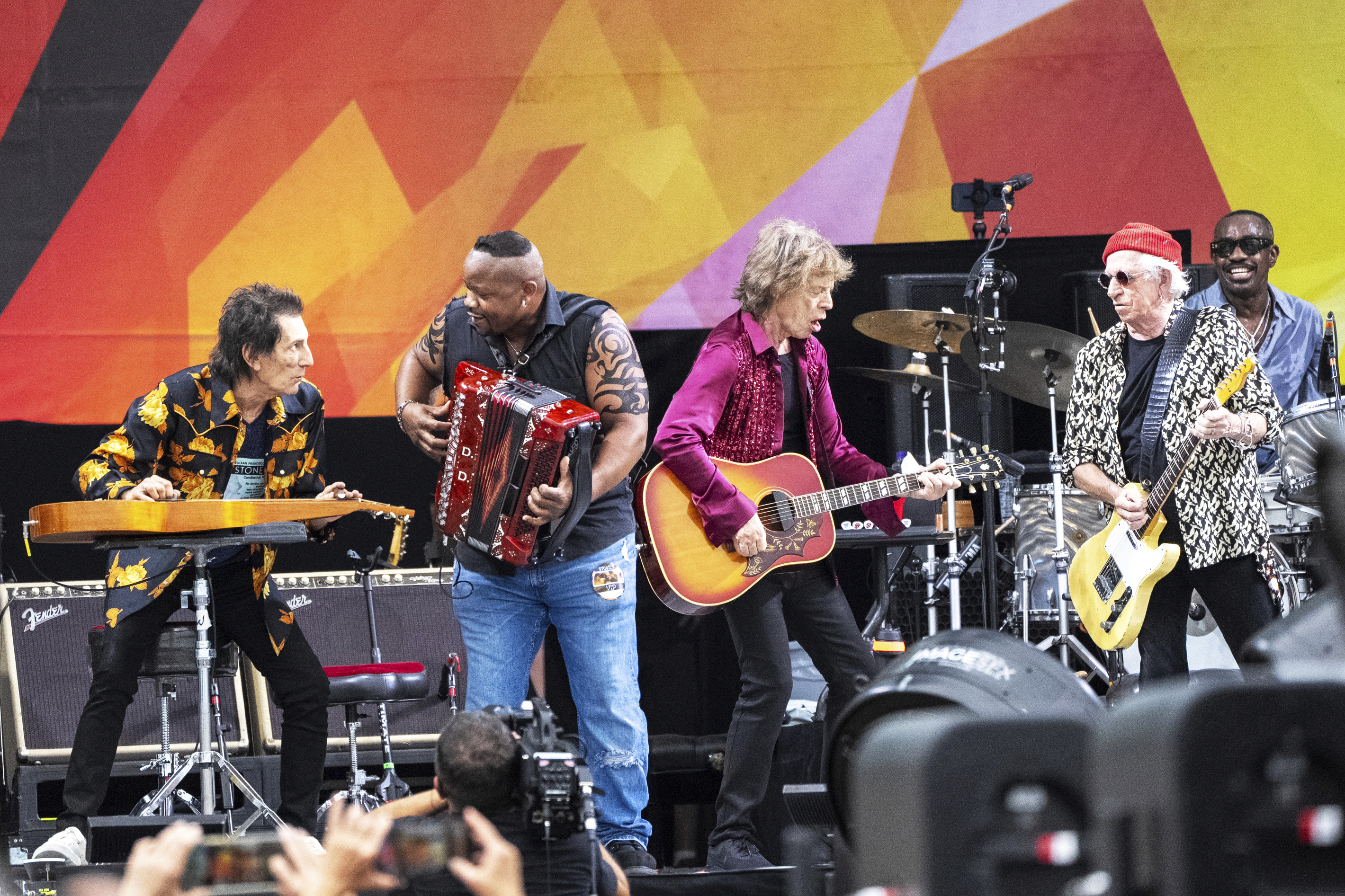 Lured by historic Rolling Stones performance, half-a-million fans attend  New Orleans Jazz Fest