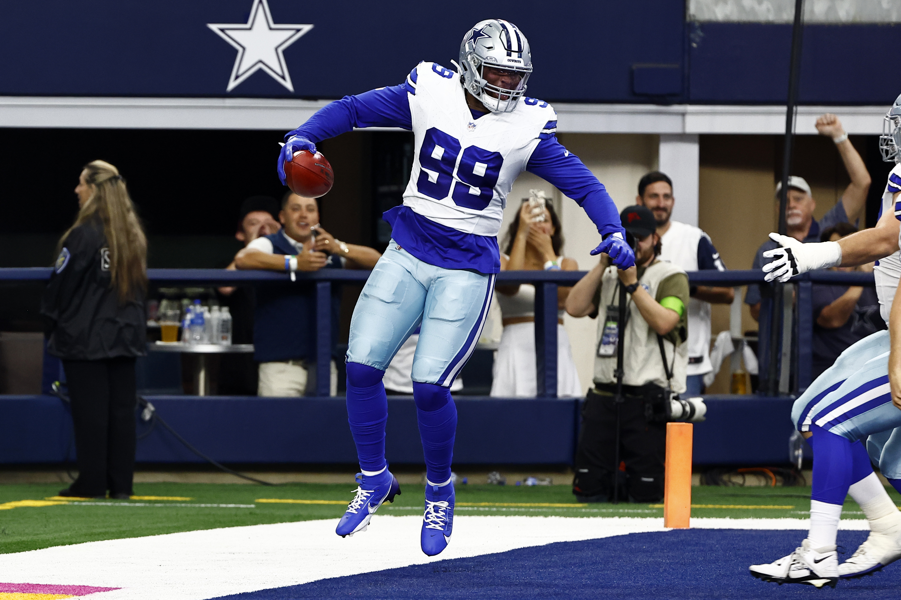 Cowboys take 10-3 lead on CeeDee Lamb's 20-yard score - NBC Sports