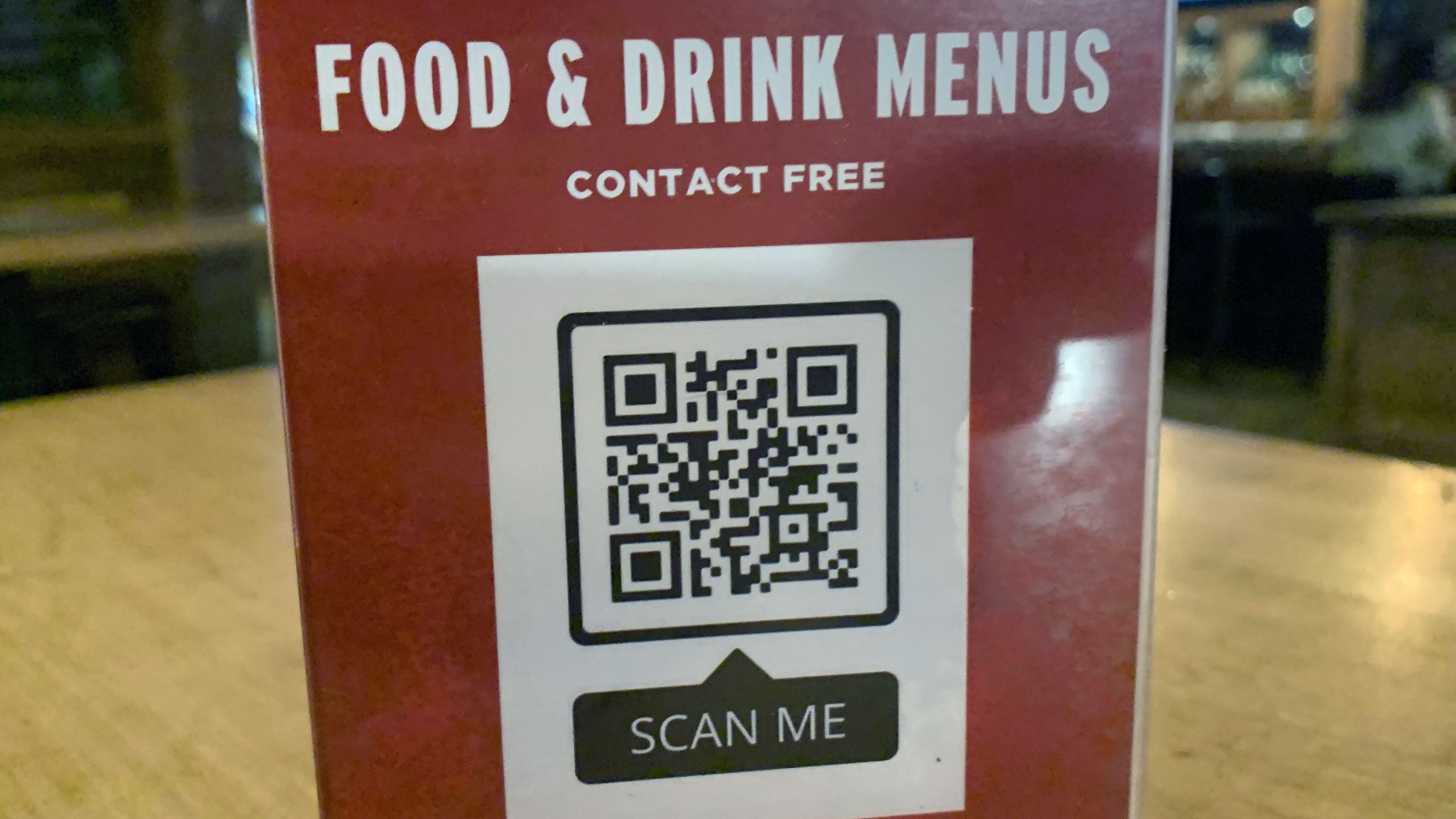 Qr код матч тв. QR код меню. QR код меню ресторана. Электронное меню для ресторанов по QR коду. Вывеска с QR кодом.